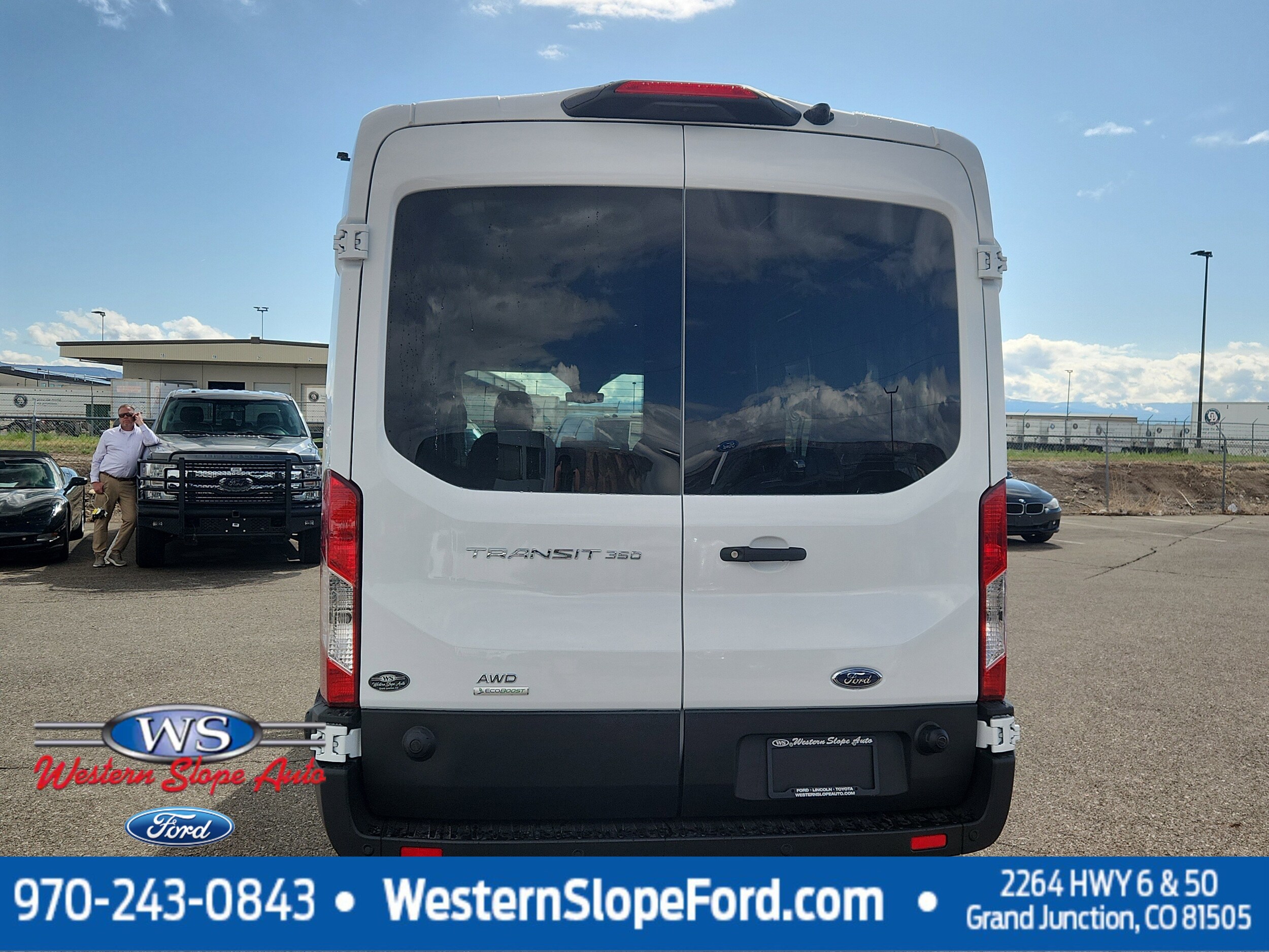 2025 Ford Transit photo 4