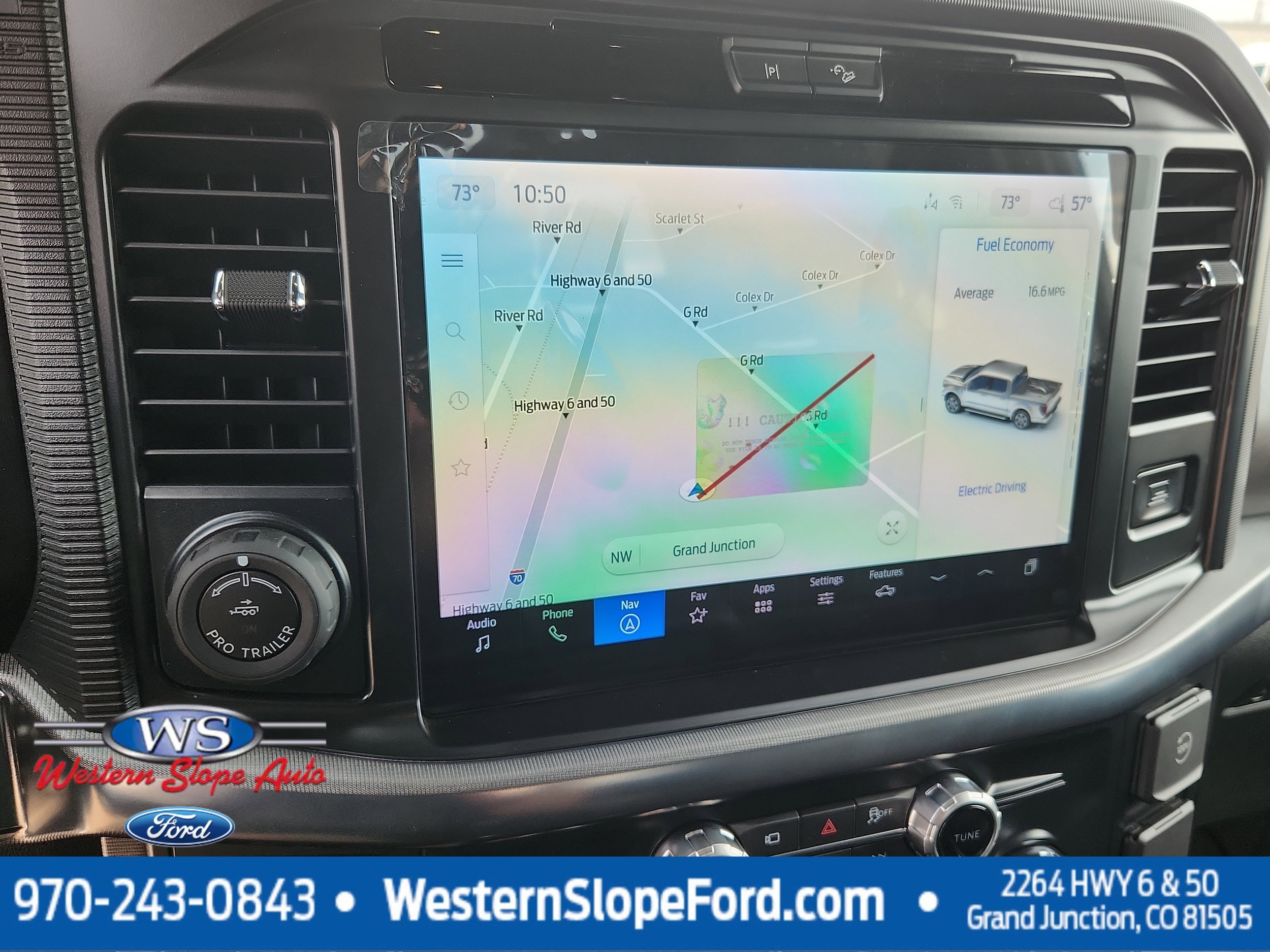 2025 Ford F-150 Platinum - Photo 19