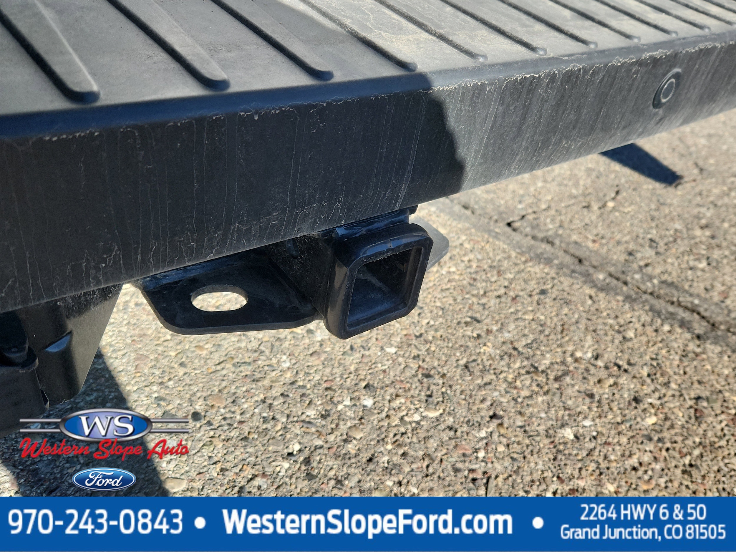 2025 Ford Transit Passenger Van XL - Photo 10