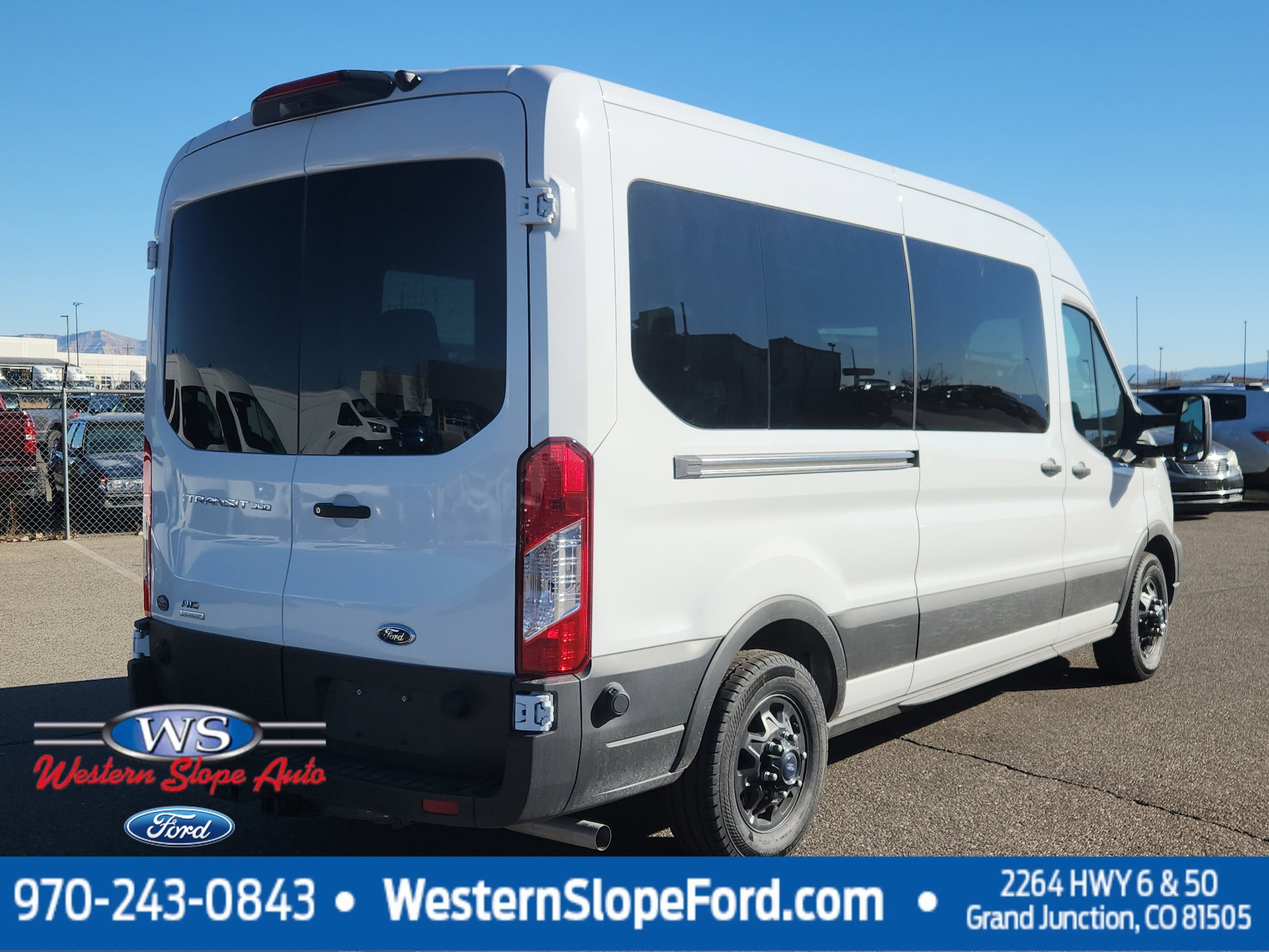 2025 Ford Transit Passenger Van XL - Photo 3