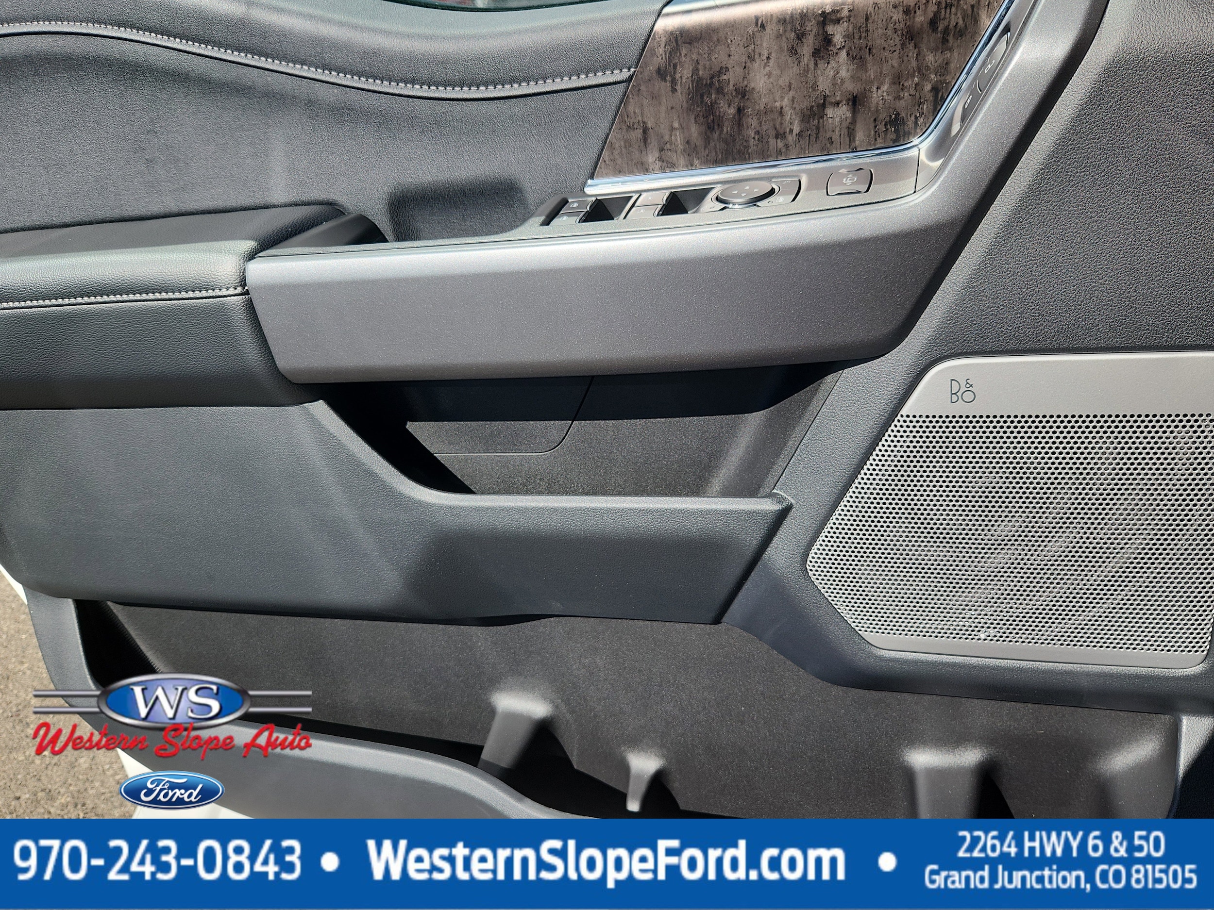 2025 Ford F-250 Super Duty Lariat - Photo 9