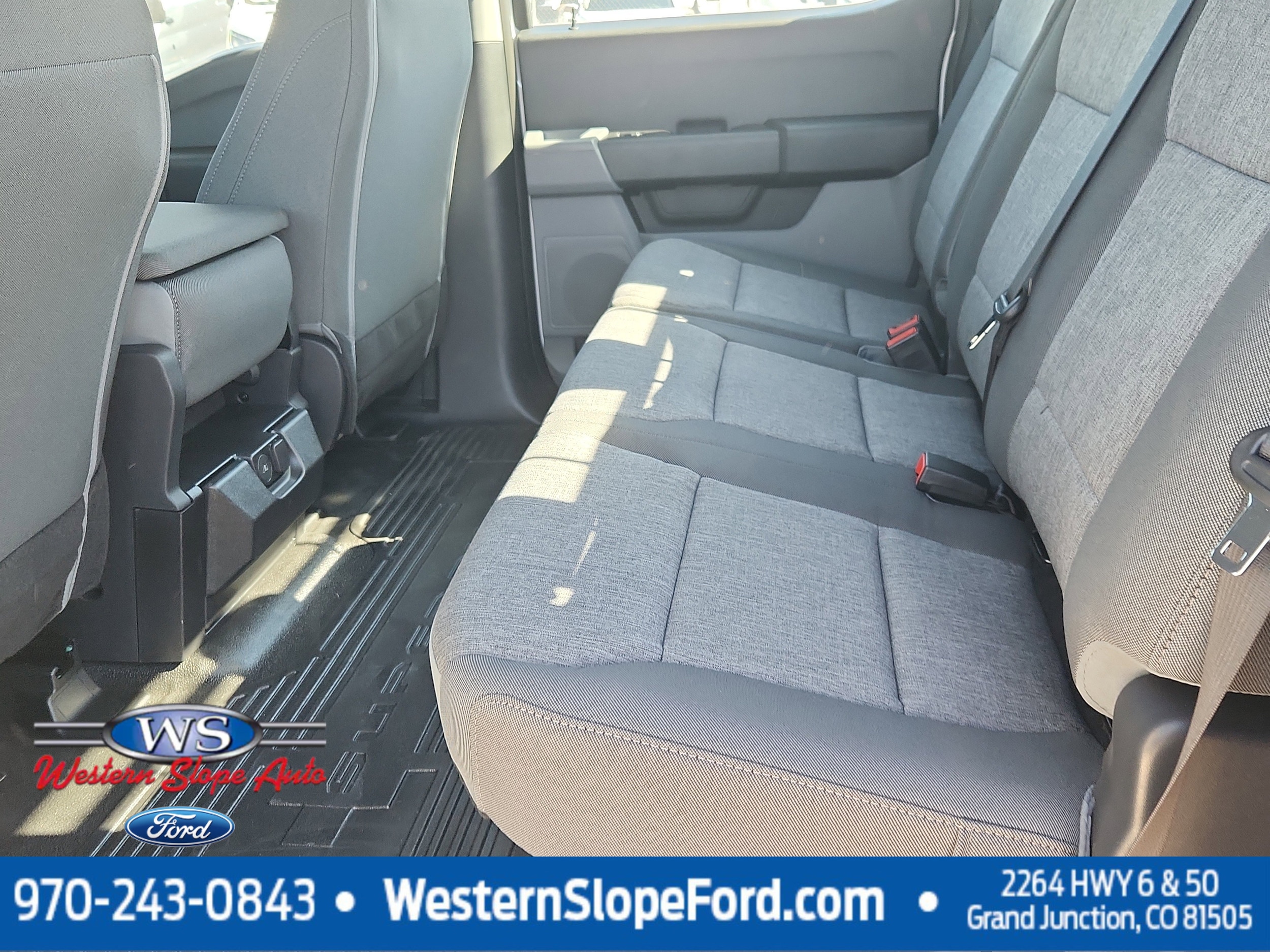2025 Ford F-350 Super Duty Chassis Cab XL - Photo 9