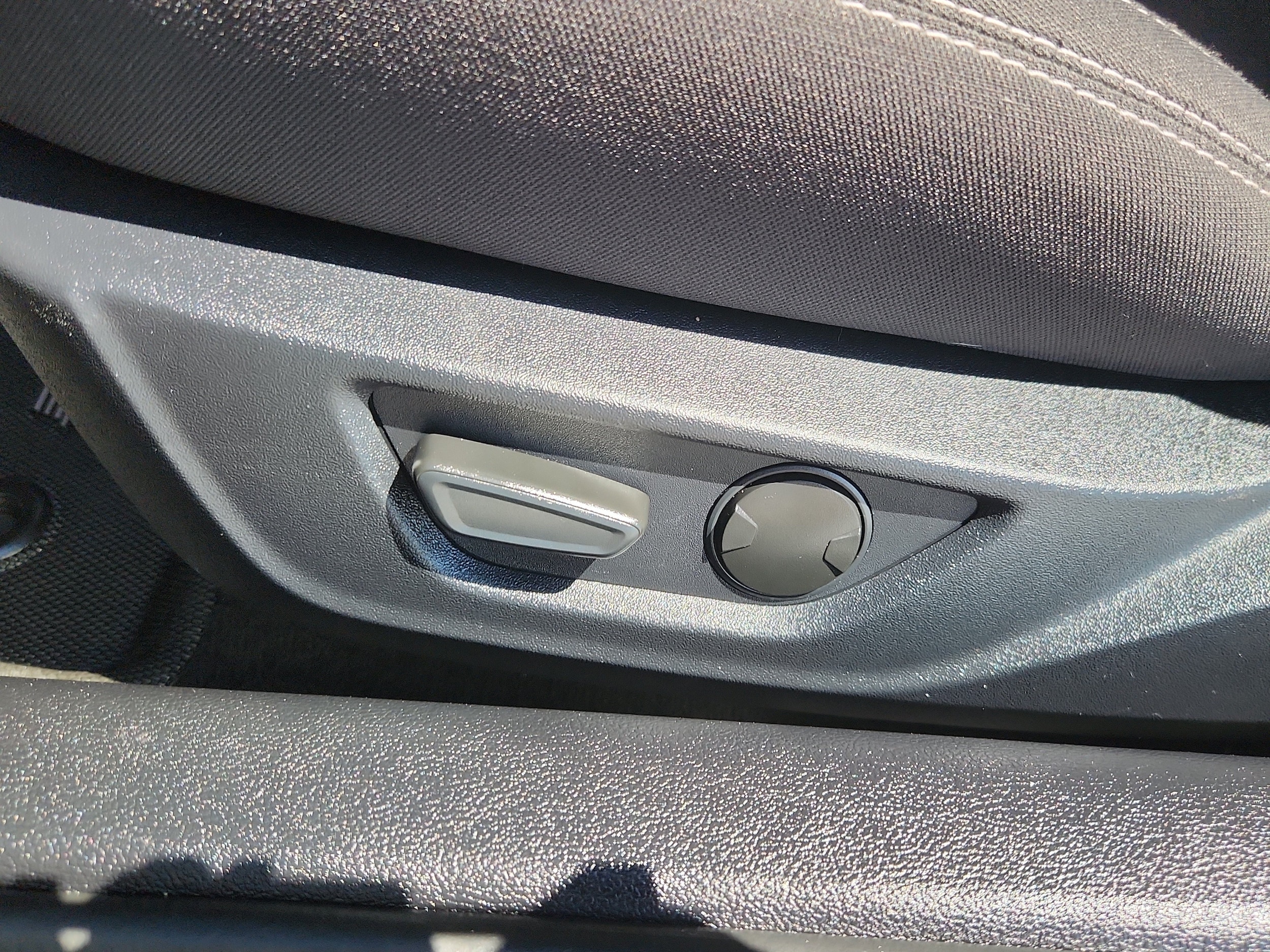 2022 Ford Mustang Mach 1 - Photo 8