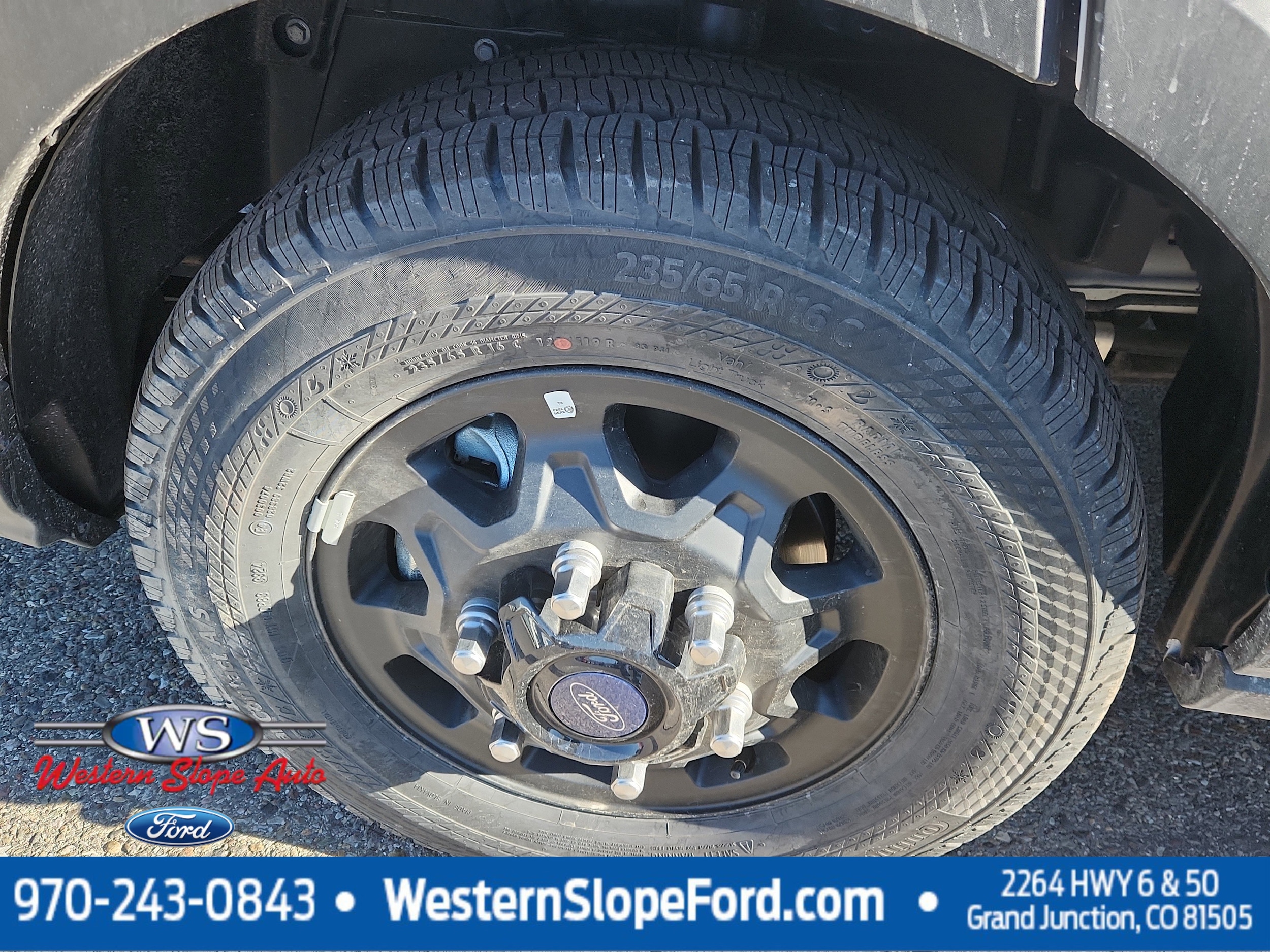 2025 Ford Transit Passenger Van XL - Photo 21