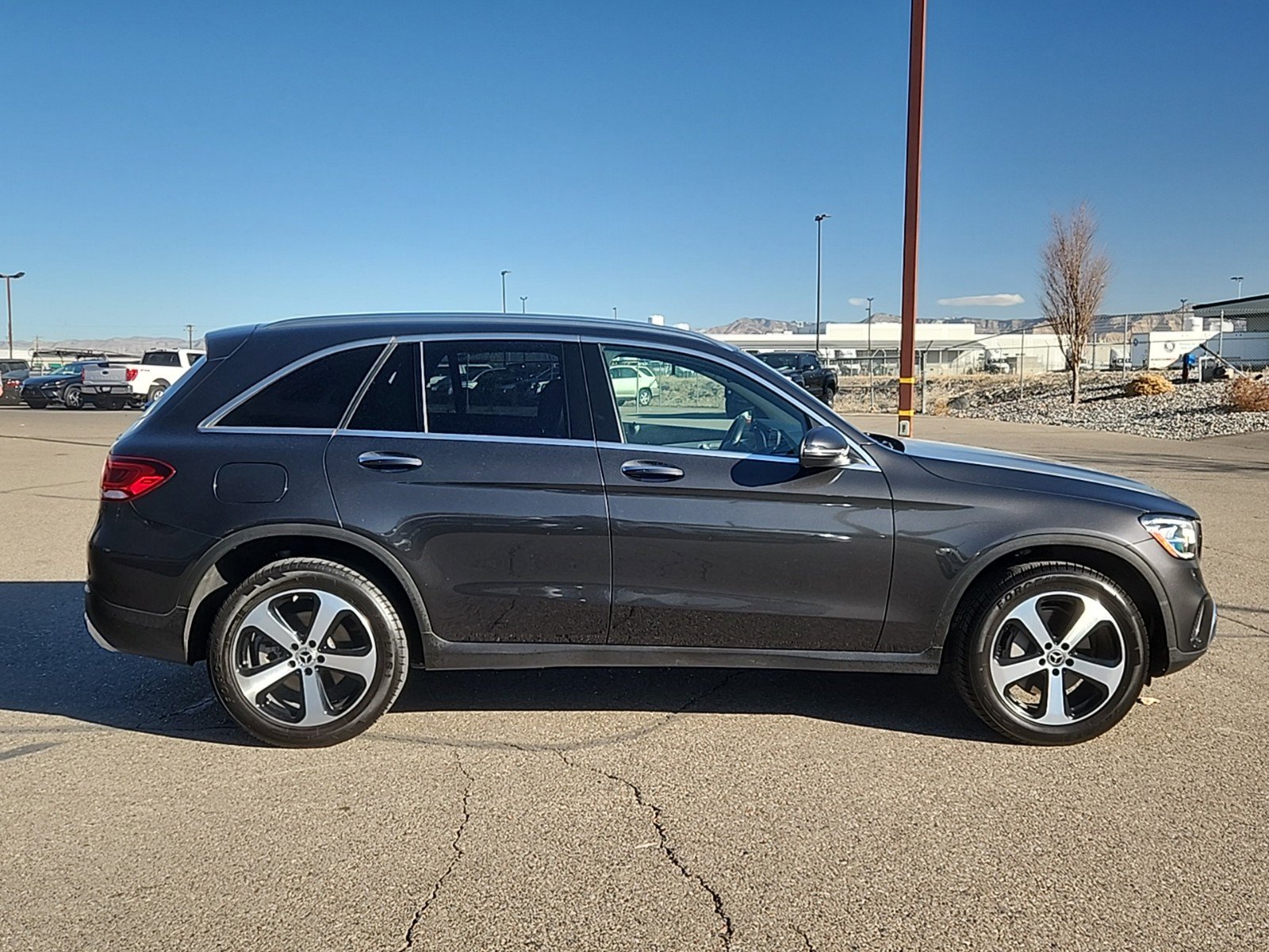 2020 Mercedes Benz GLC 300 photo 2