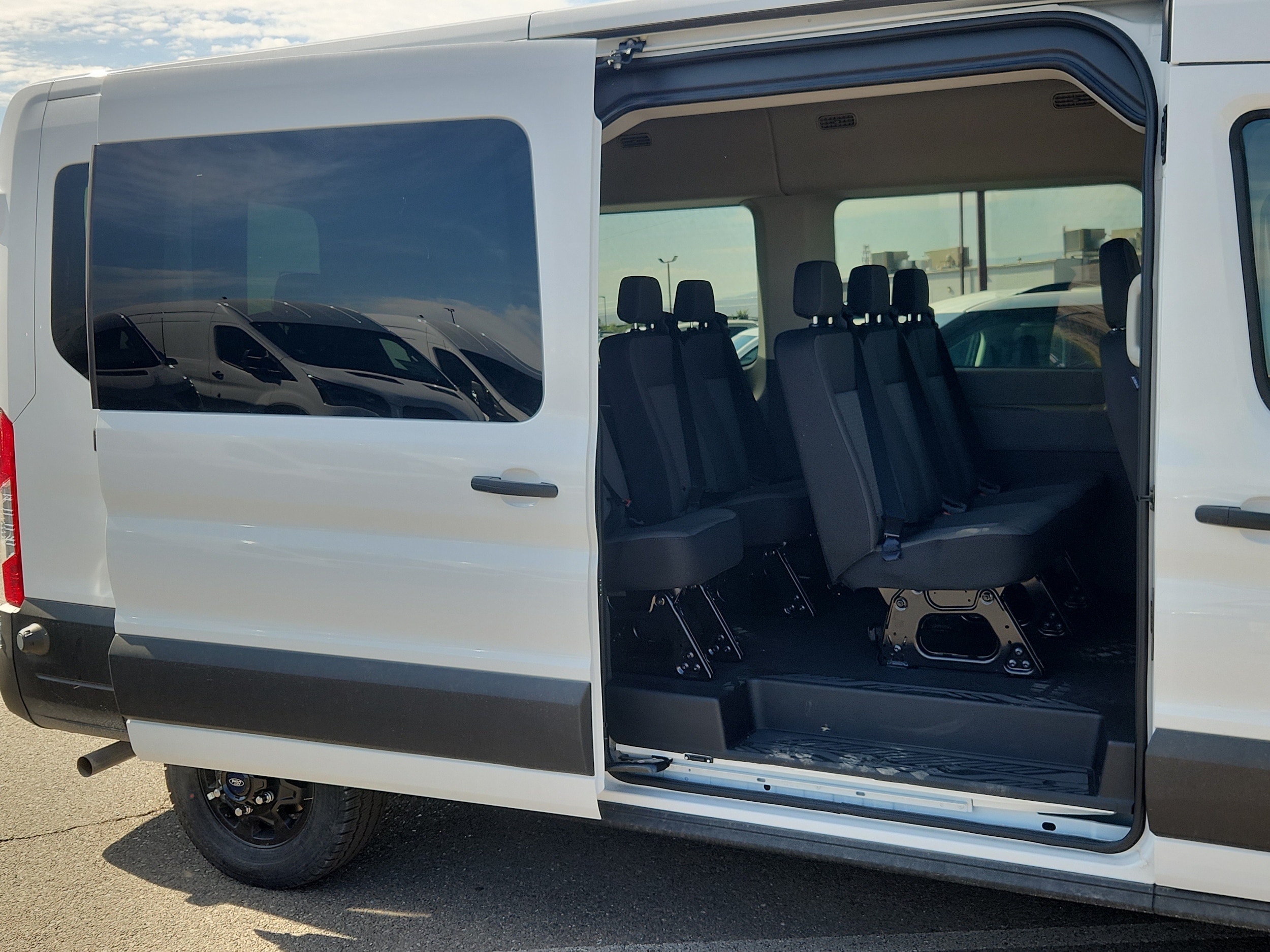 2025 Ford Transit Passenger Van XL - Photo 12