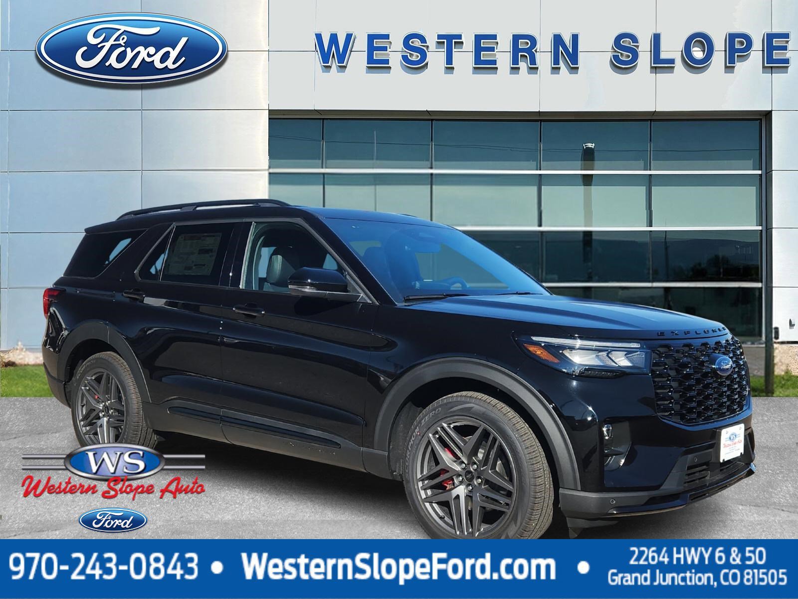 2025 Ford Explorer ST's photo