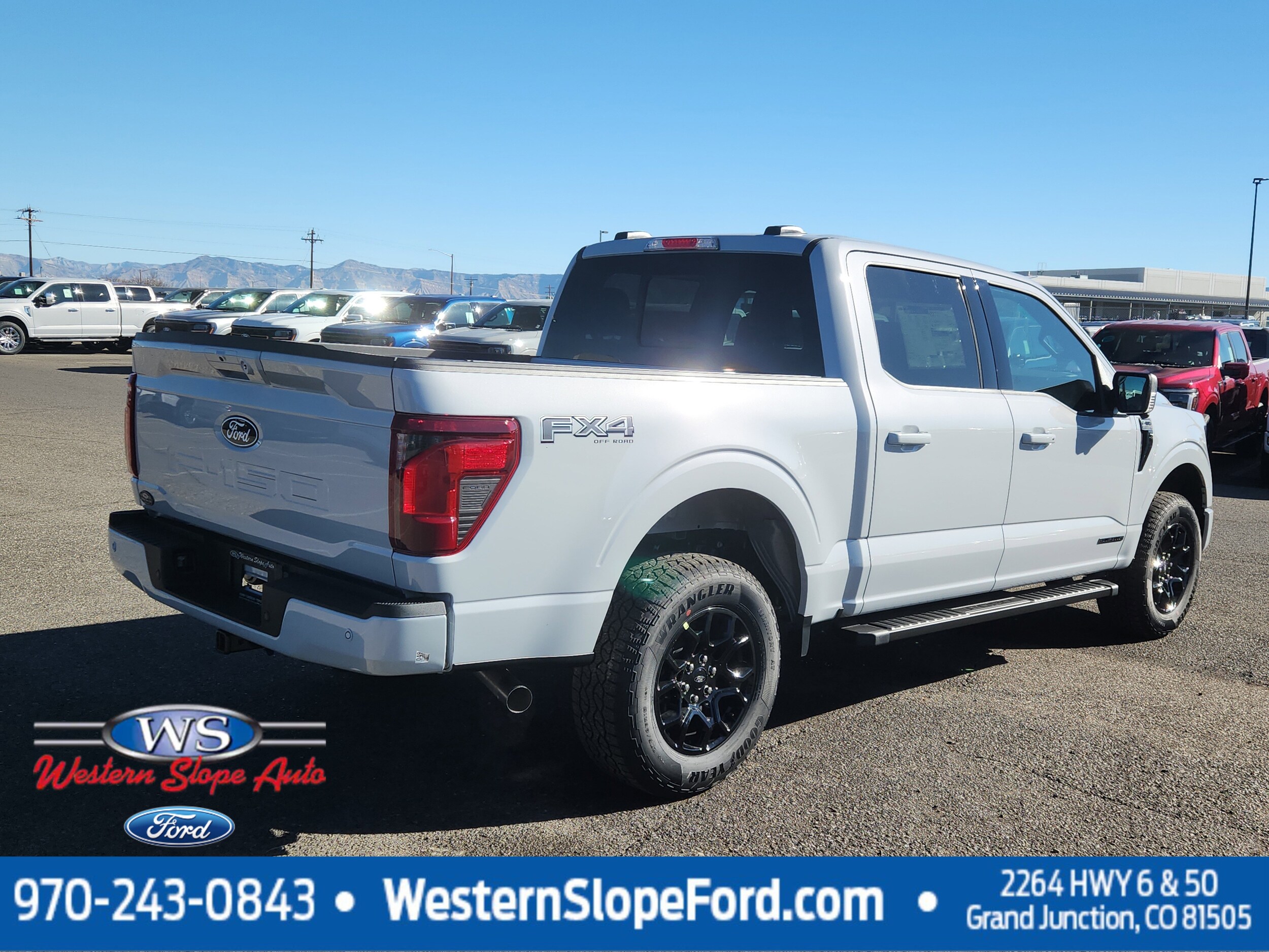 2025 Ford F-150 XLT photo 3