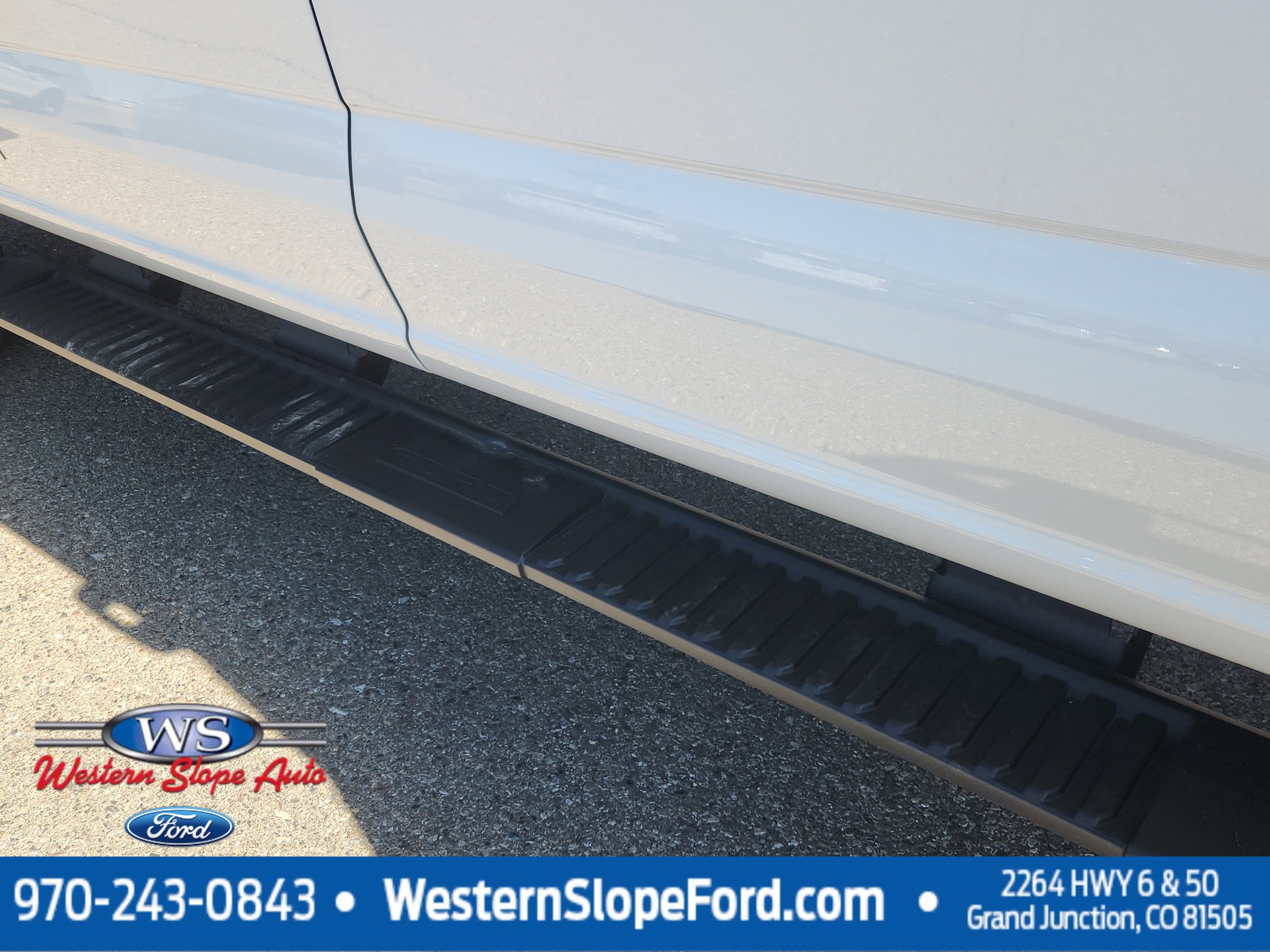 2025 Ford F-350 Super Duty Chassis Cab XL - Photo 11
