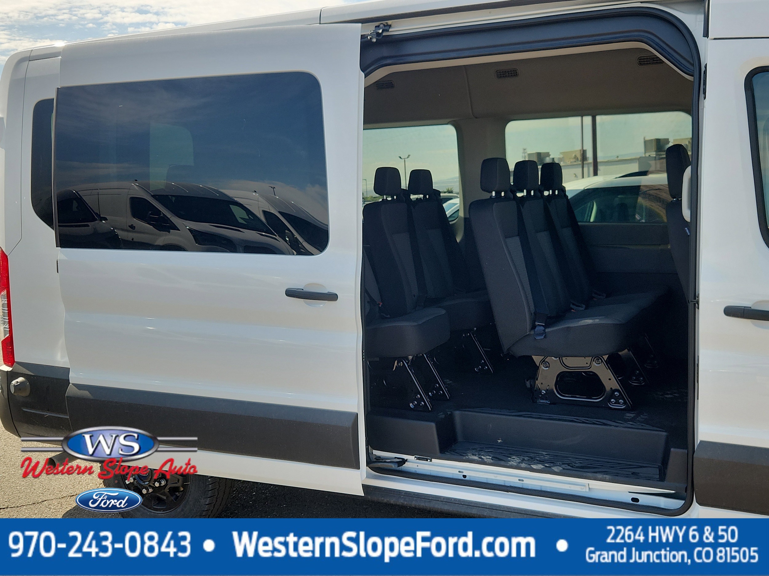 2025 Ford Transit Passenger Van XL - Photo 12