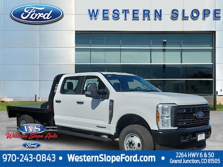 2025 Ford F-350 Chassis TRUCK
