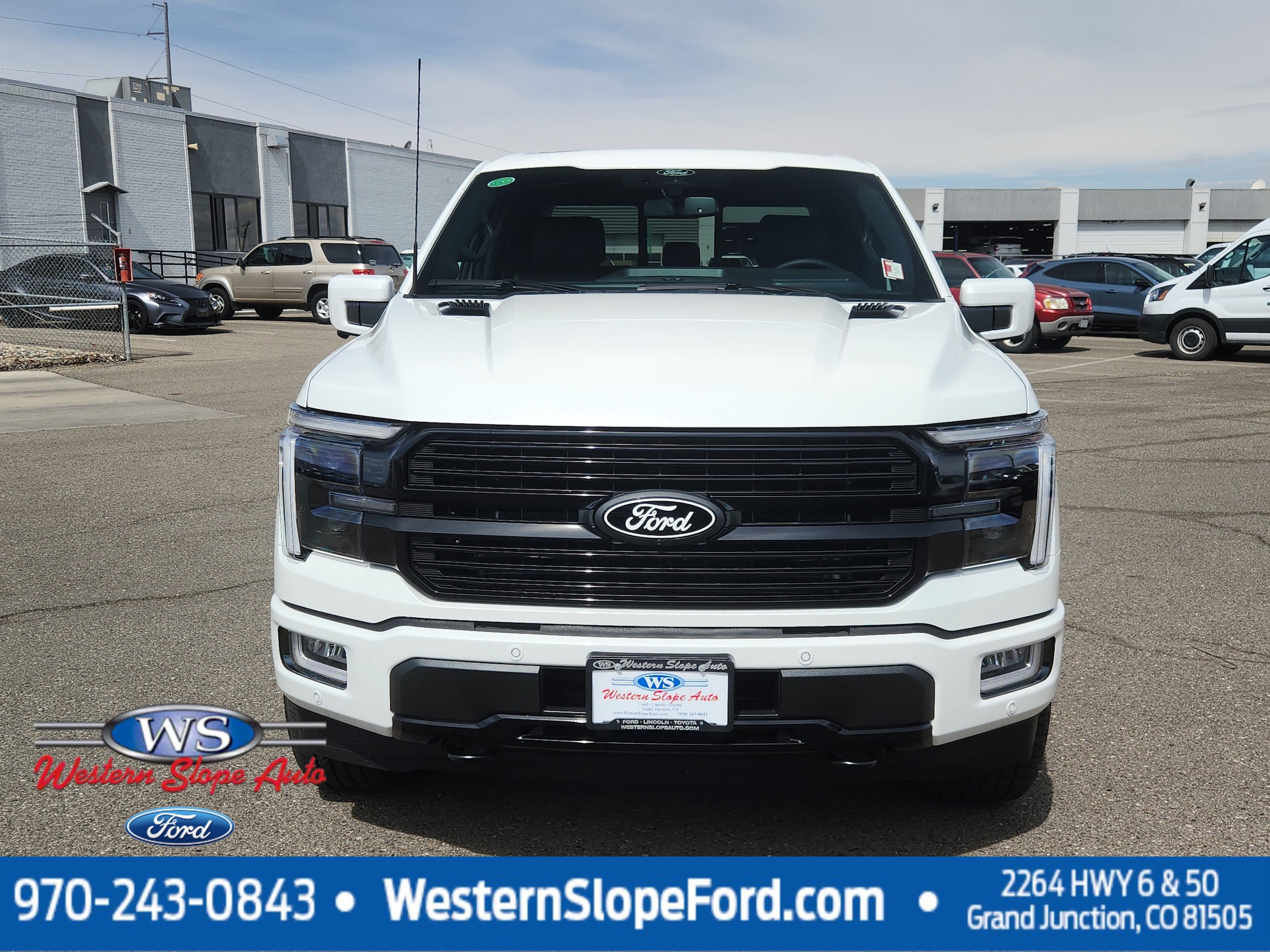 2025 Ford F-150 Platinum - Photo 6