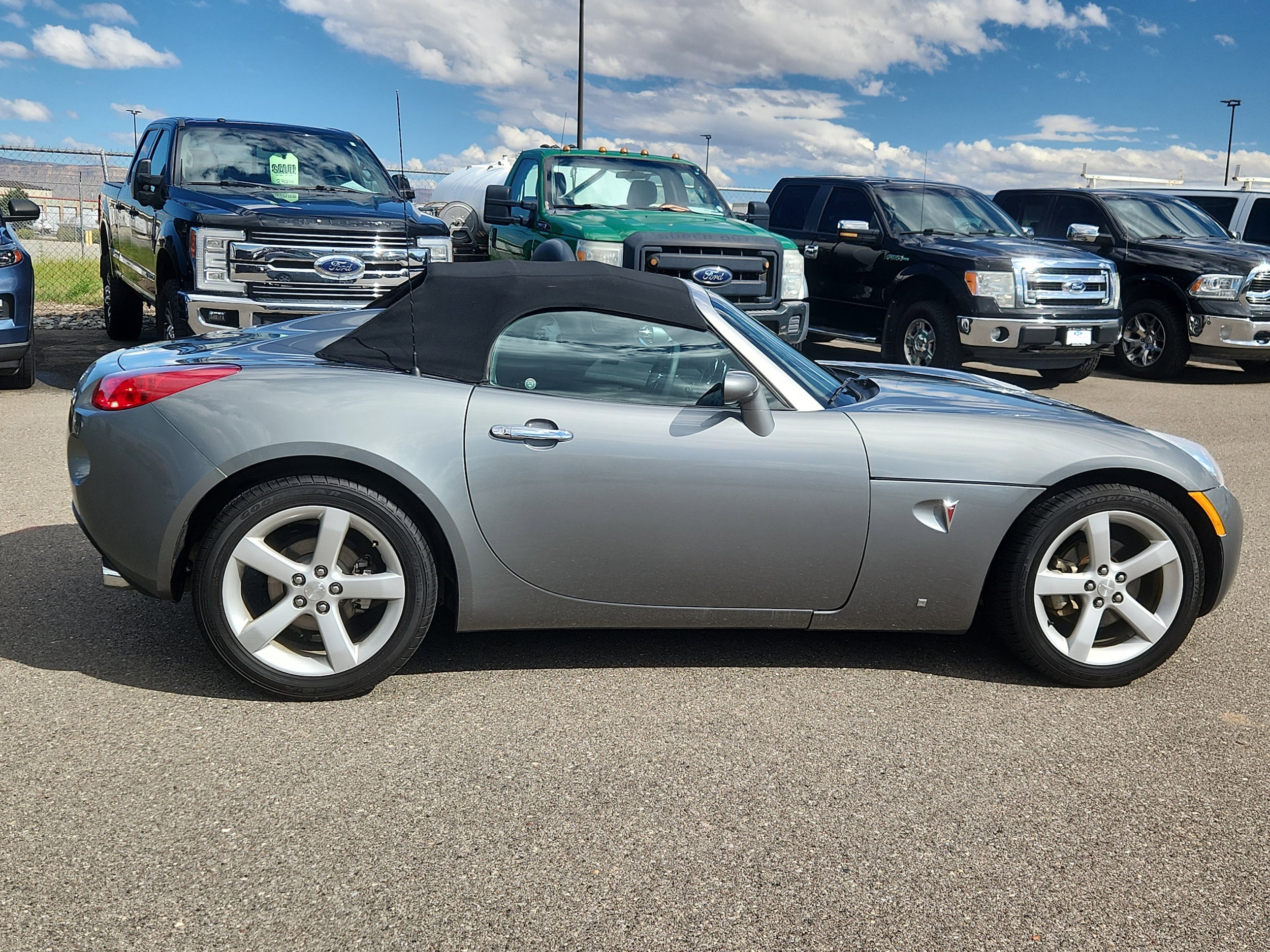 Used 2006 Pontiac Solstice Base with VIN 1G2MB33B36Y104457 for sale in Grand Junction, CO