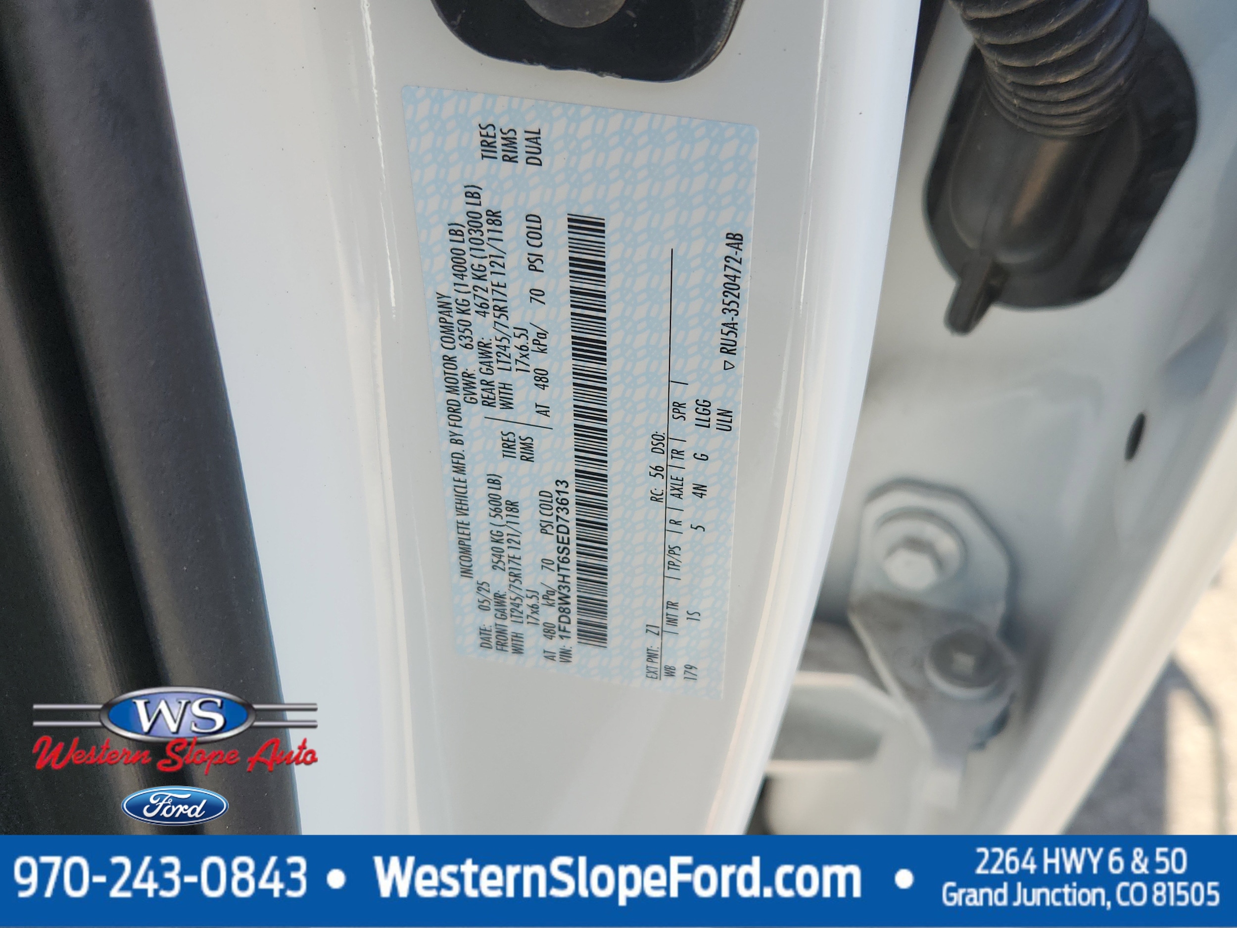 2025 Ford F-350 Super Duty Chassis Cab XL - Photo 16