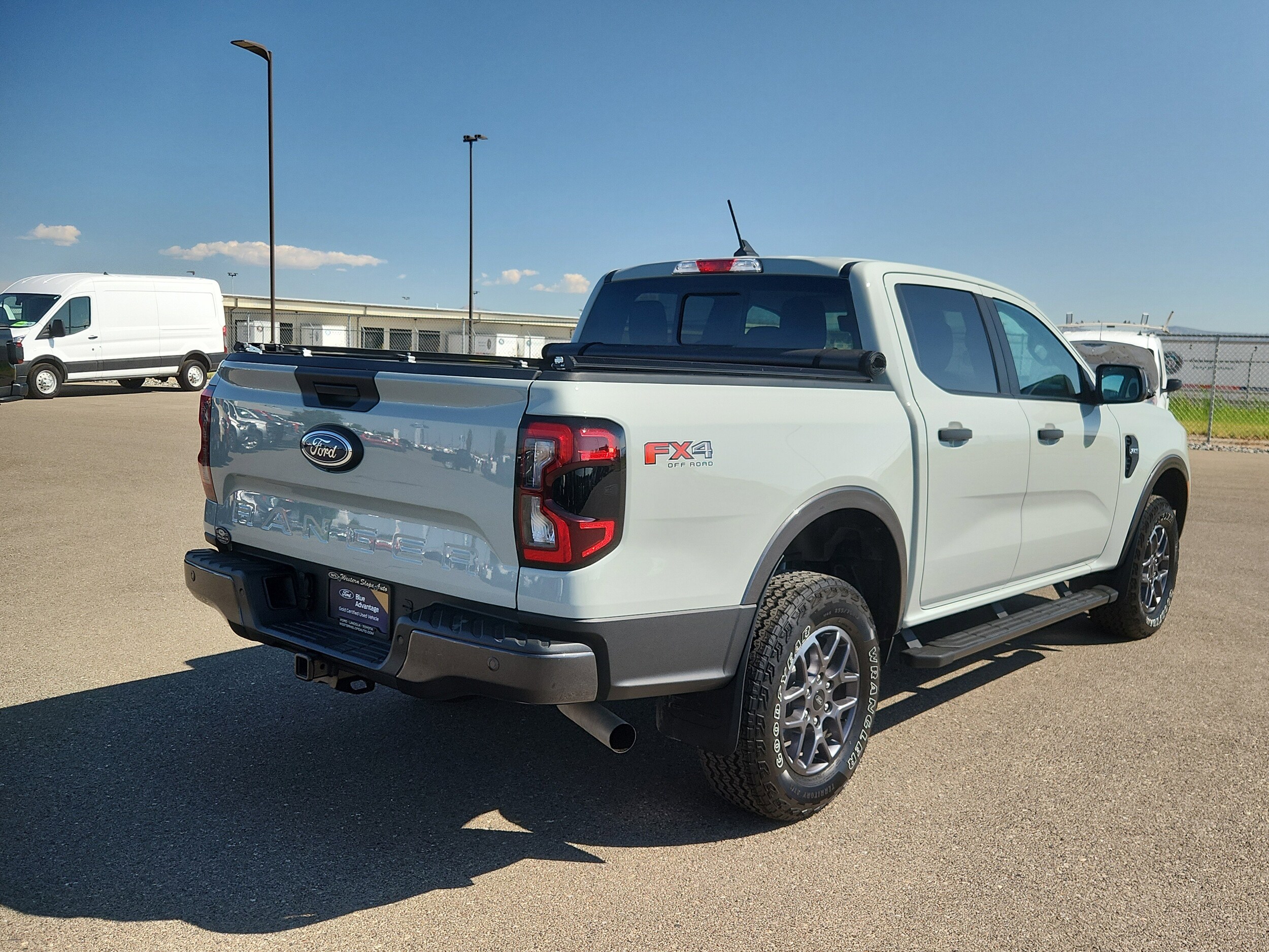 2024 Ford Ranger XLT photo 3