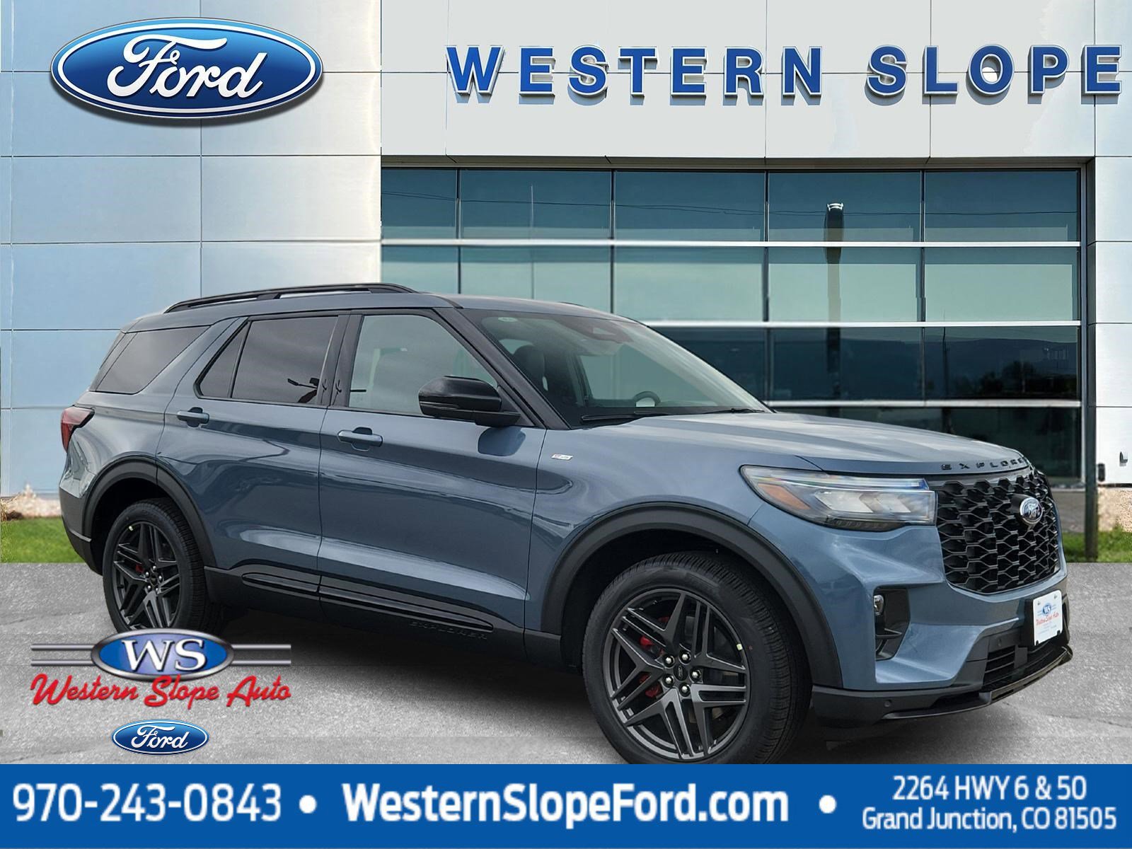 2026 Ford Explorer ST-LINE's photo