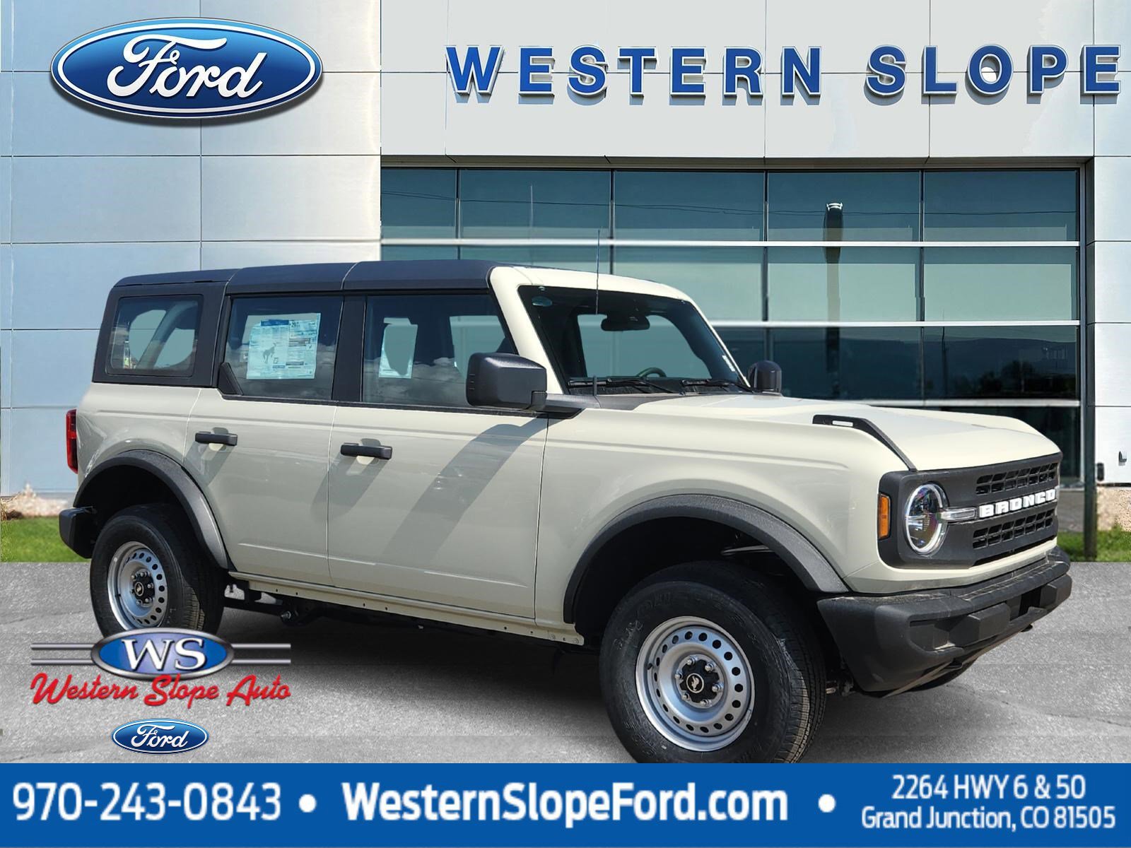 2025 Ford Bronco 4-Door Base's photo