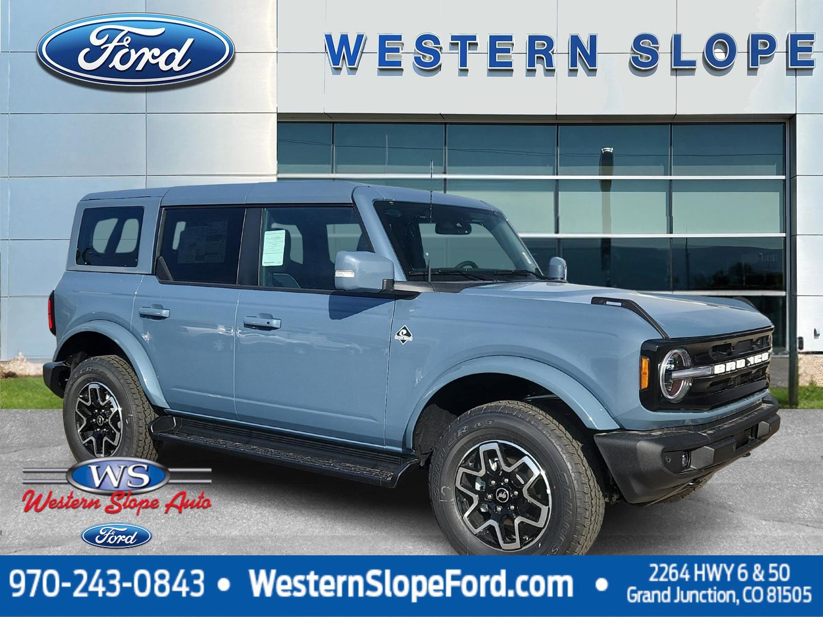 2025 Ford Bronco 4-Door Outer Banks's photo