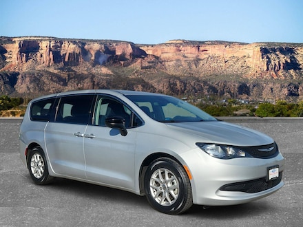 2024 Chrysler Voyager LX Van Passenger Van