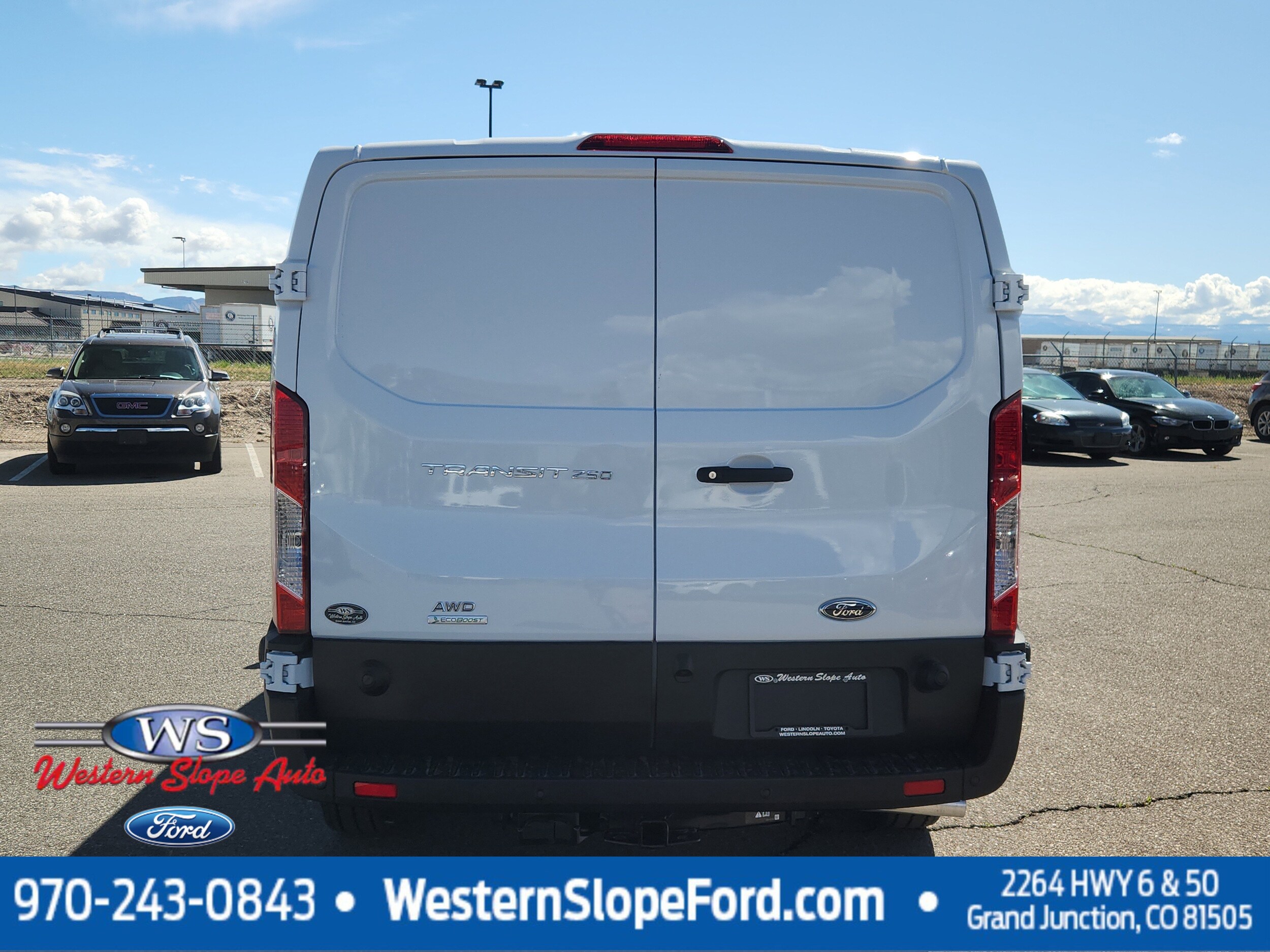 2025 Ford Transit photo 4