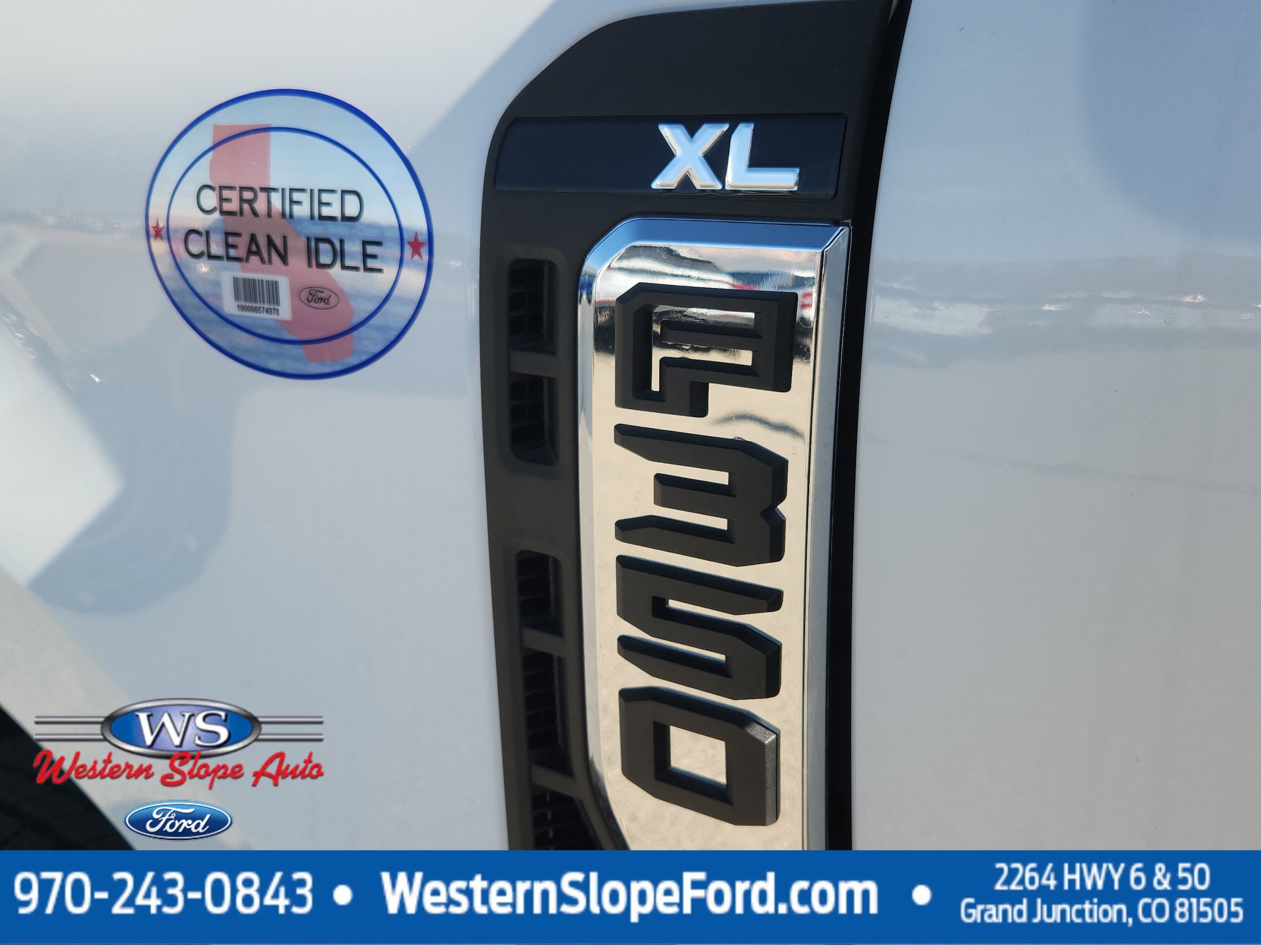 2025 Ford F-350 Super Duty Chassis Cab XL - Photo 15
