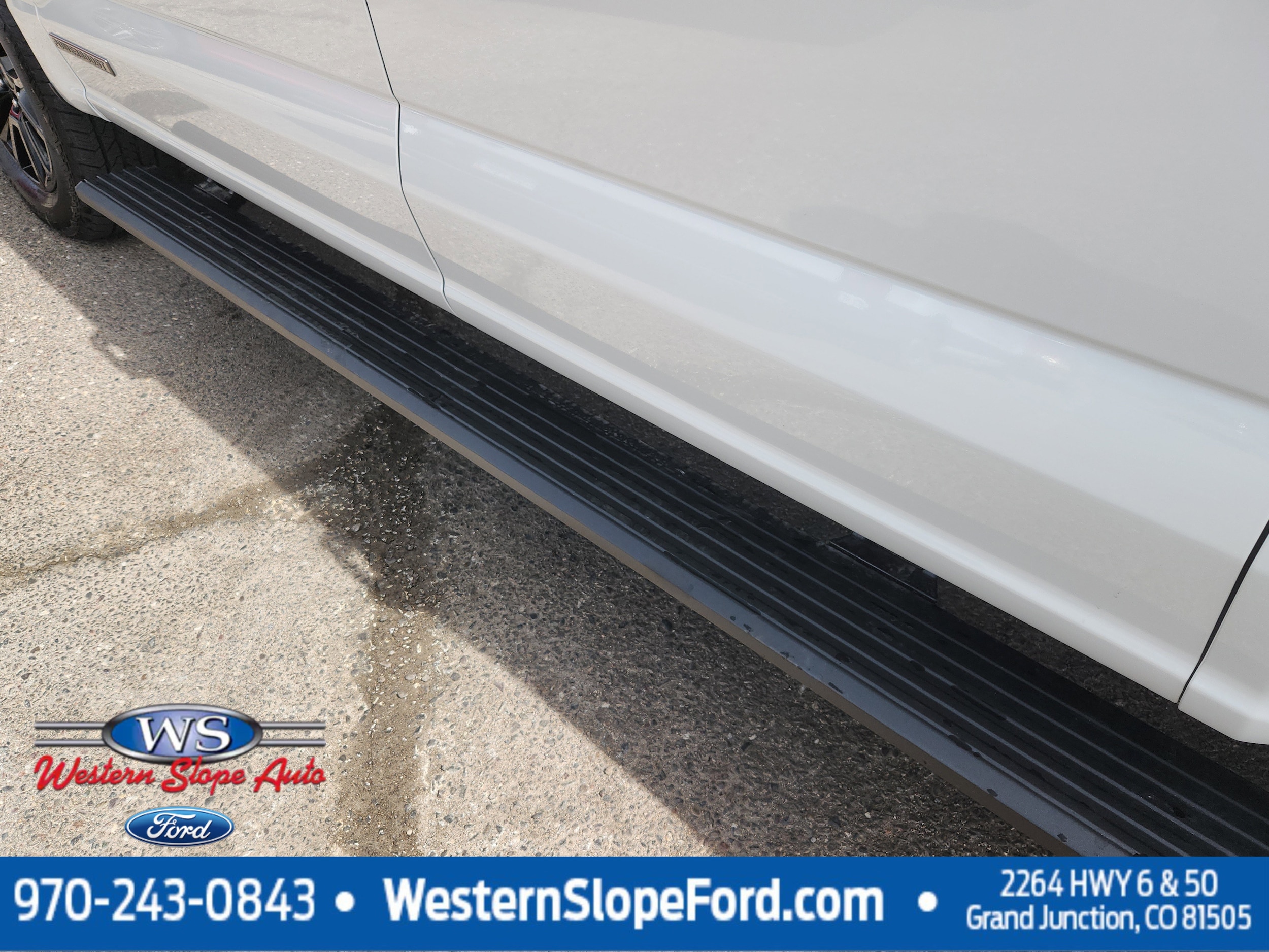 2025 Ford F-150 Platinum - Photo 12