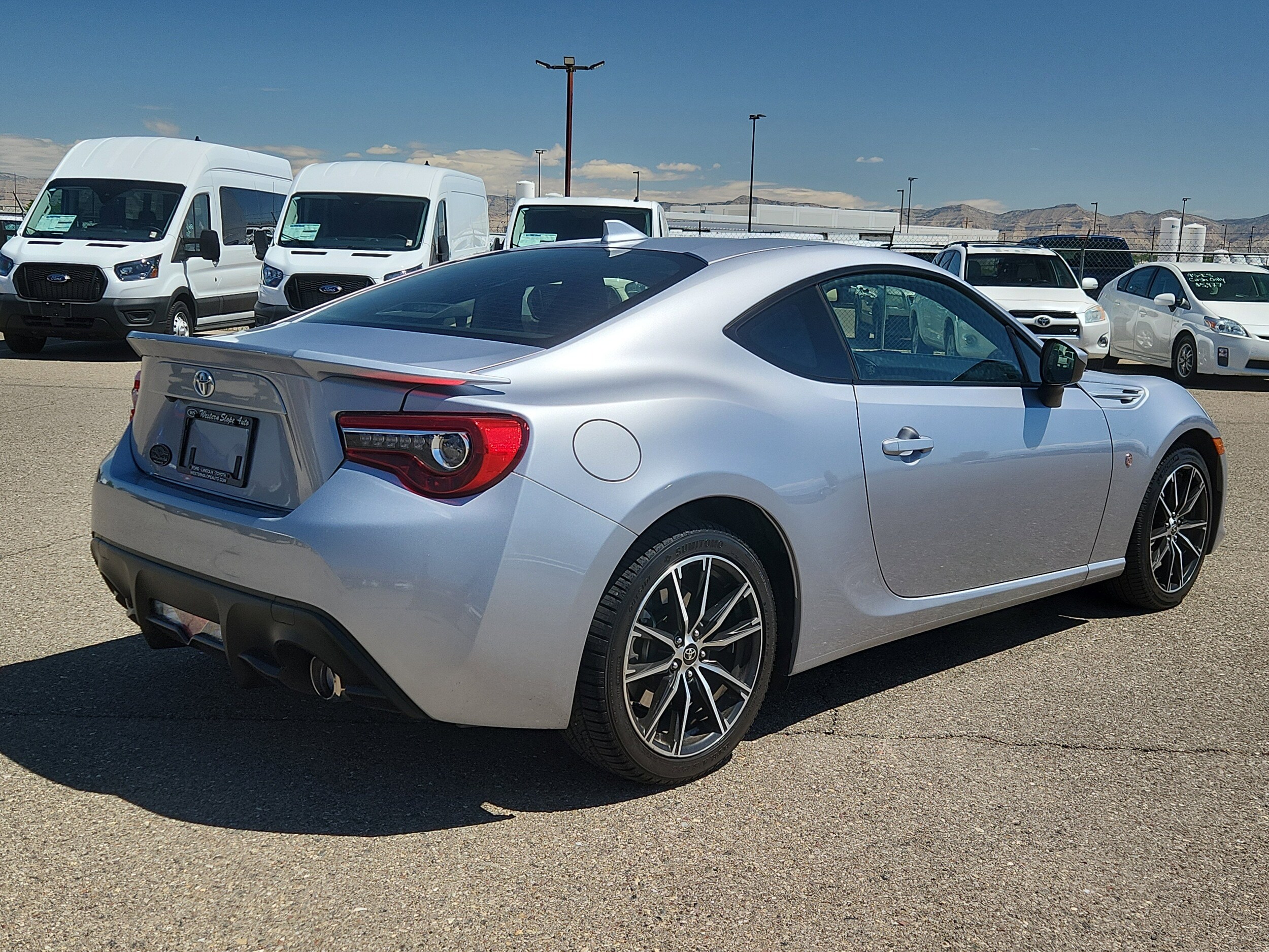 2018 Toyota GR86 Base photo 3