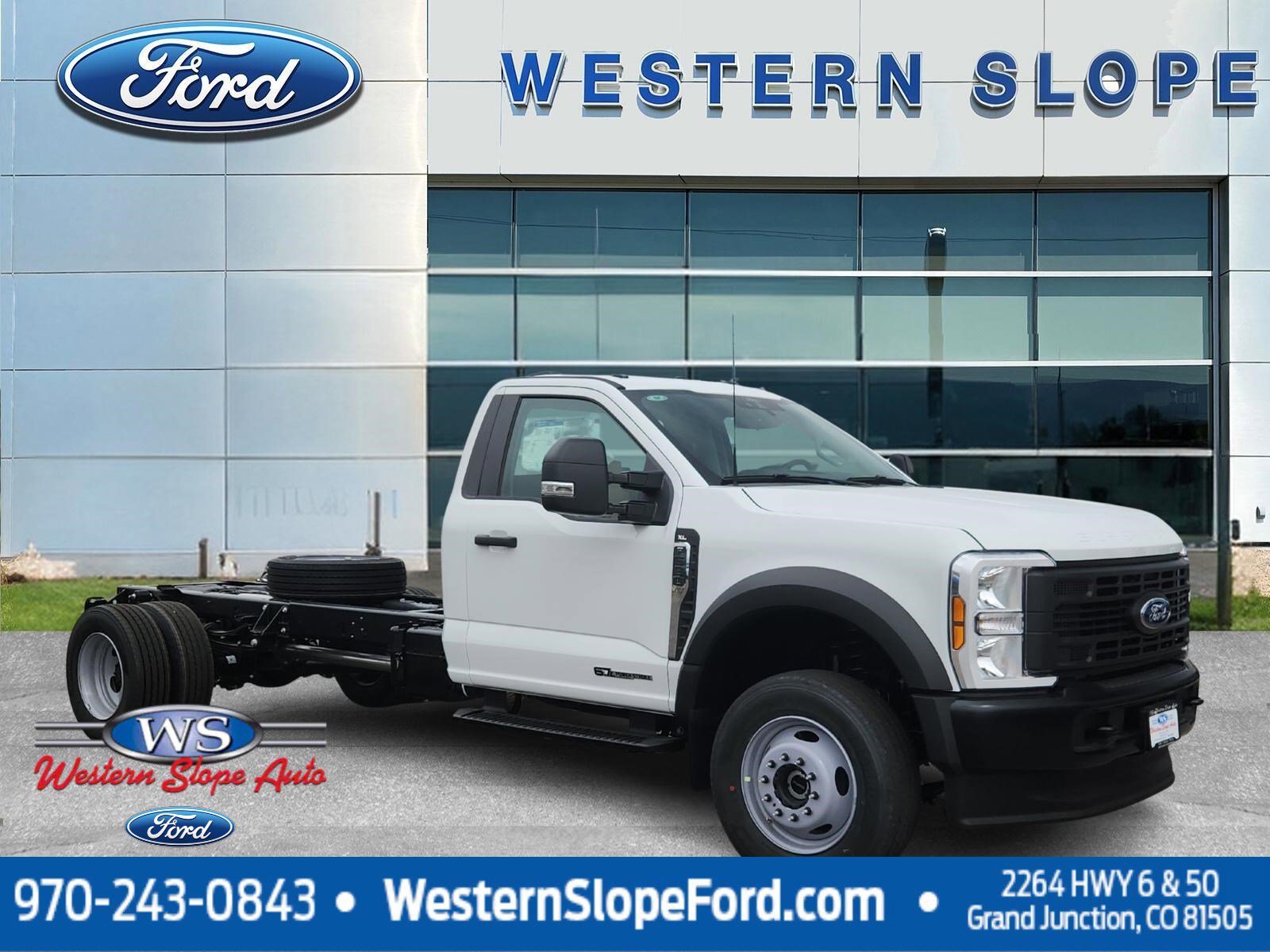 2025 Ford F-600 Super Duty Chassis Cab XL's photo