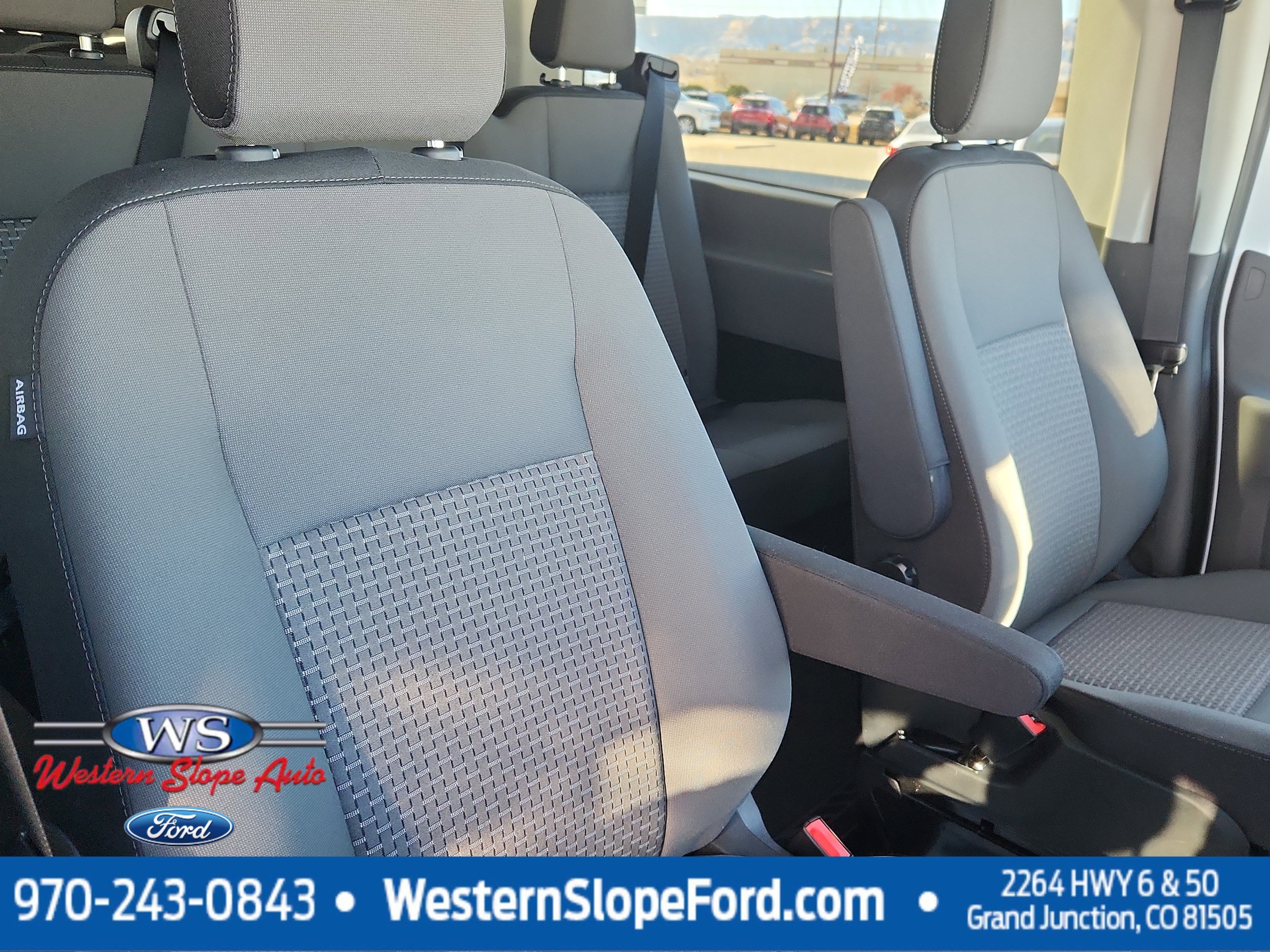 2025 Ford Transit Passenger Van XL - Photo 19