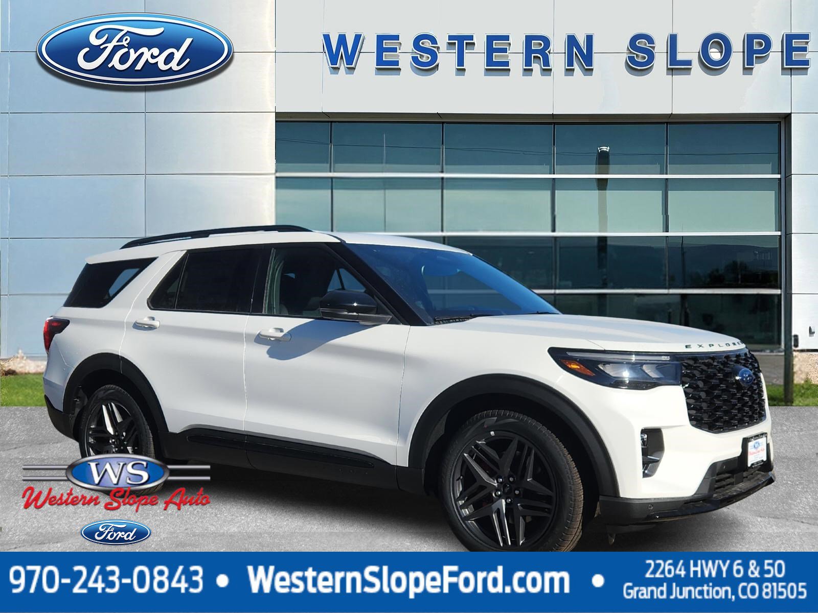 2025 Ford Explorer ST's photo