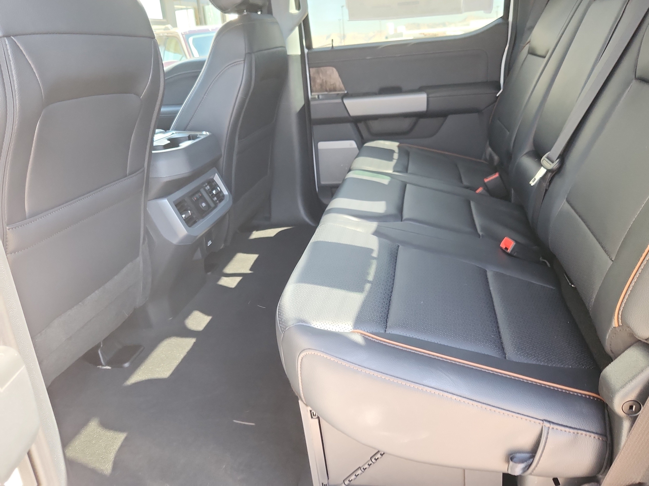 2025 Ford F-250 Super Duty Lariat - Photo 10