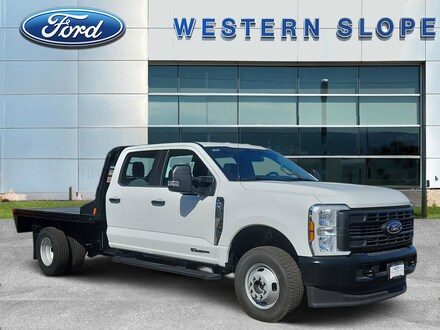 2025 Ford F-350 Chassis TRUCK