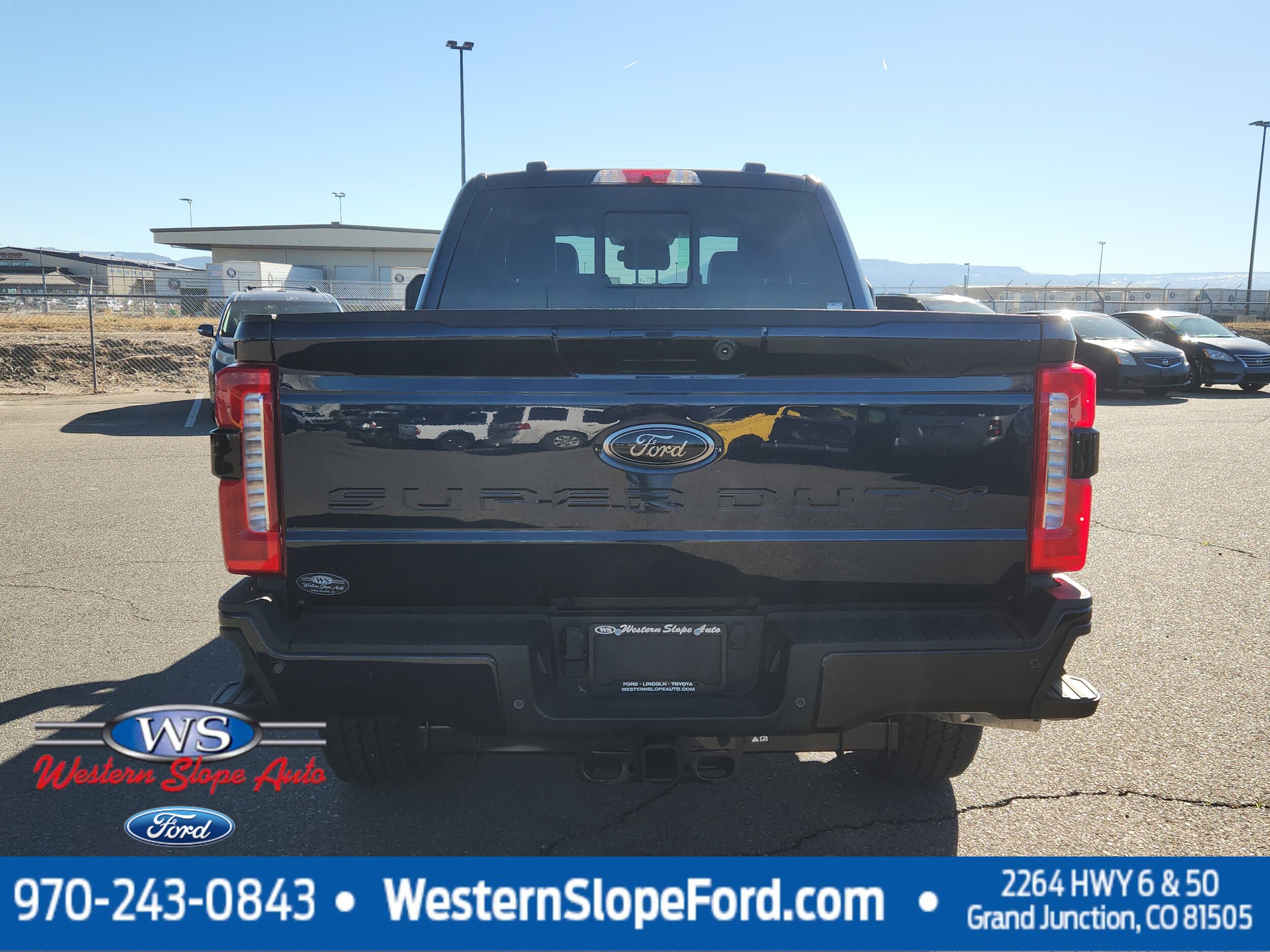 2025 Ford F-250 Lariat photo 4