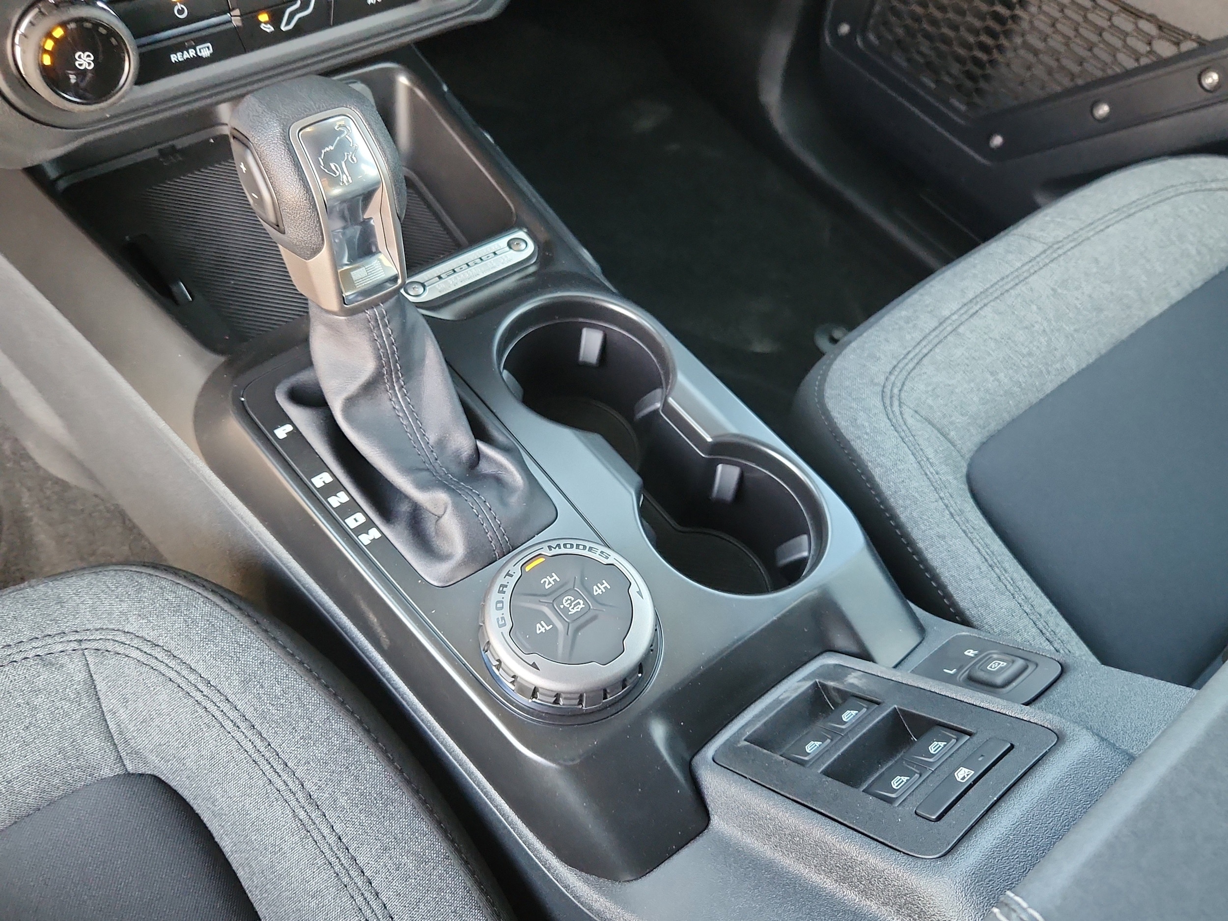 2025 Ford Bronco 4-Door Base - Photo 13