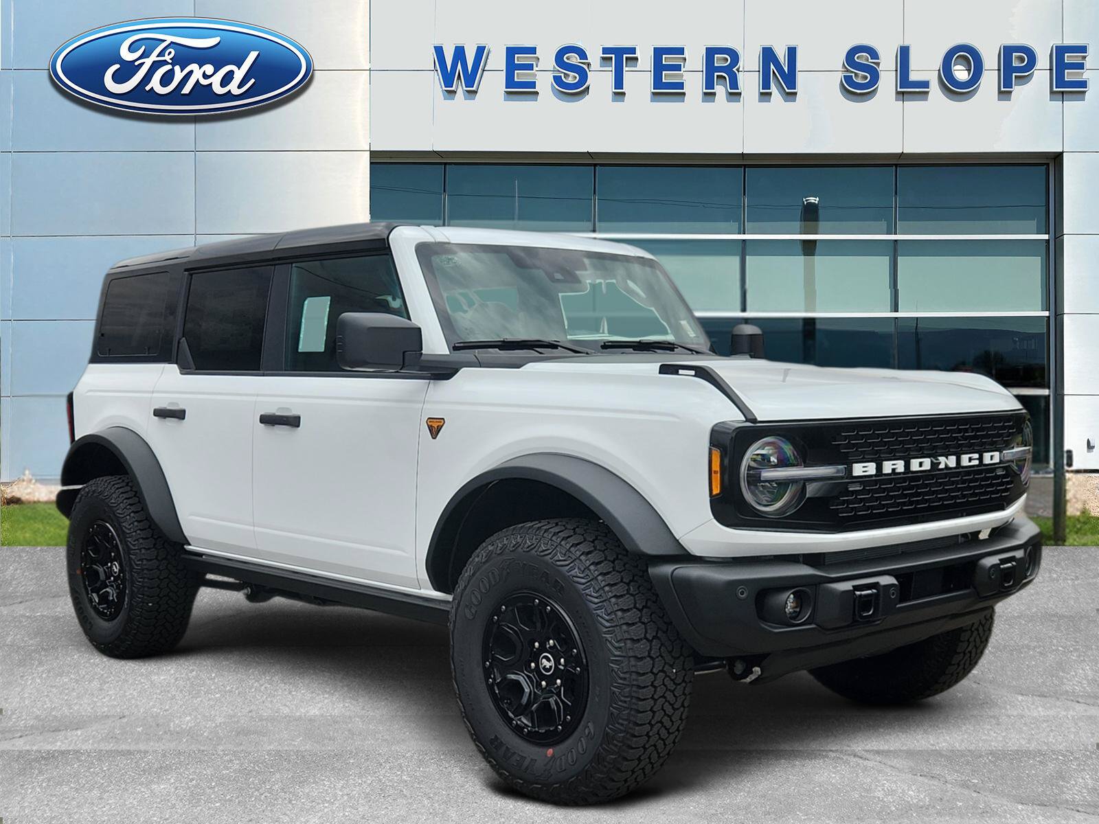 2026 Ford Bronco Badlands SUV