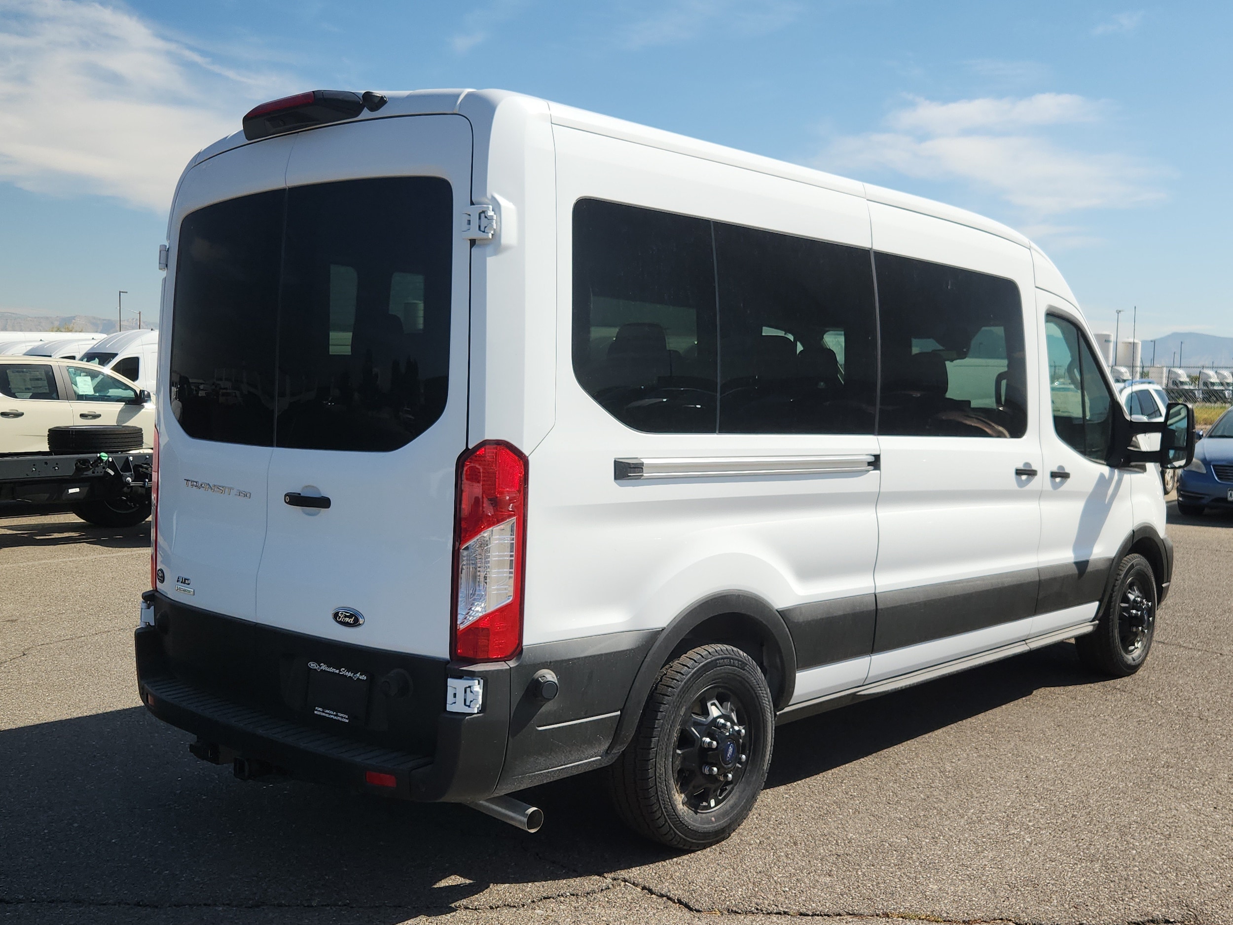 2025 Ford Transit Passenger Van XL - Photo 3