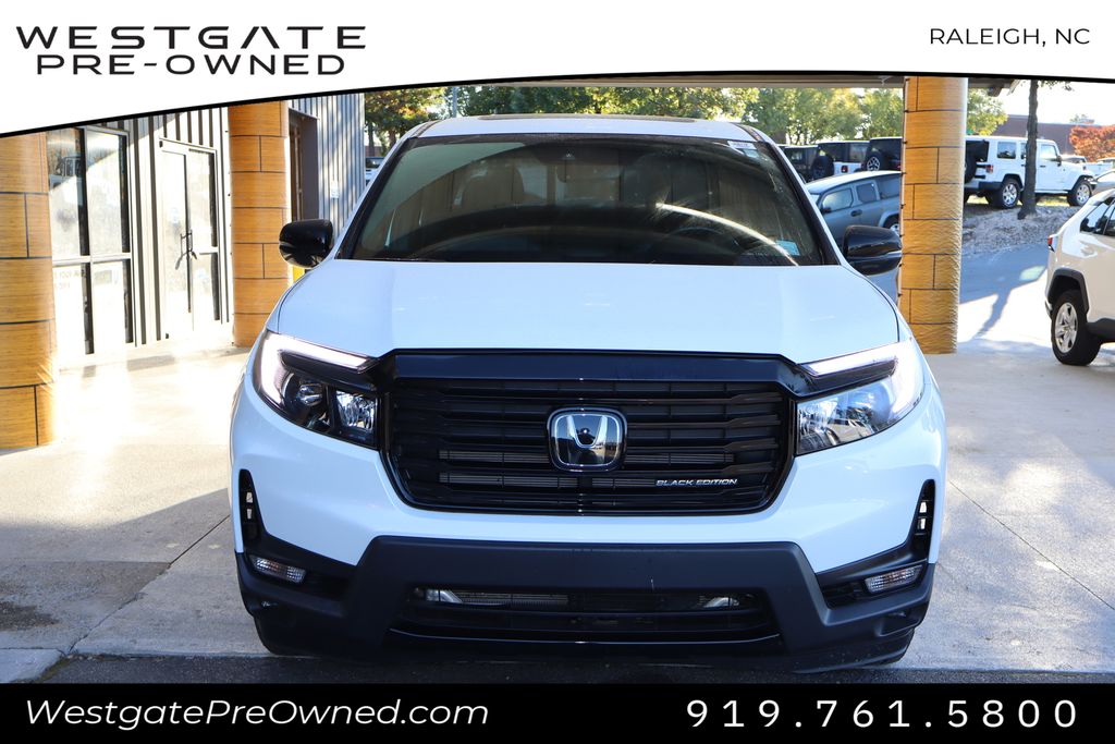2022 Honda Ridgeline Black Edition photo 2