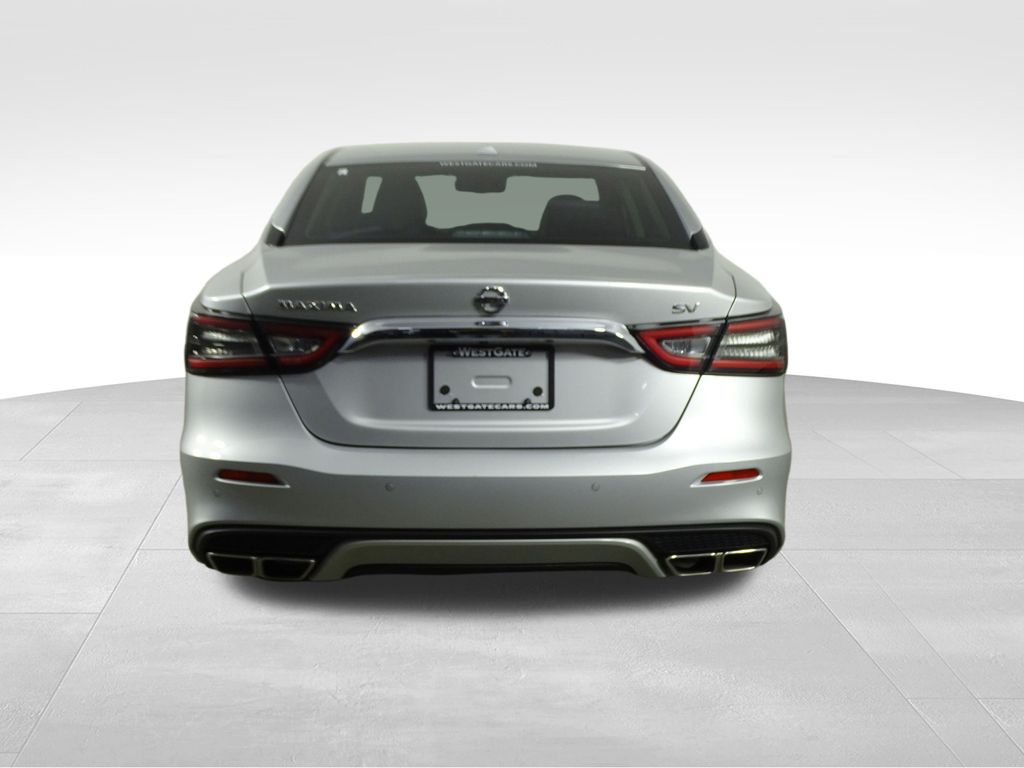 2022 Nissan Maxima SV photo 4