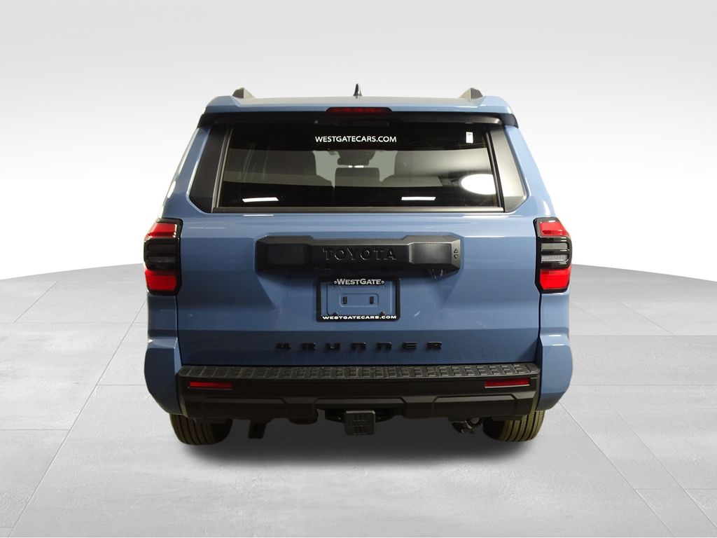 2025 Toyota 4Runner SR5 photo 4