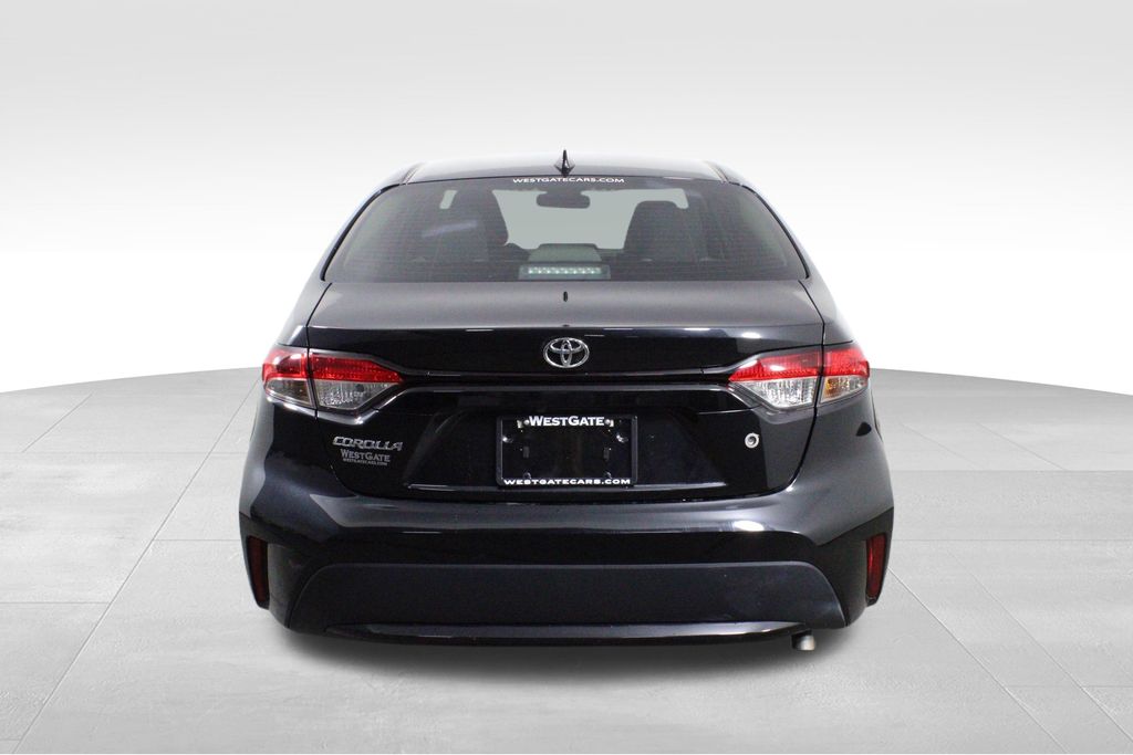 2021 Toyota Corolla L photo 4
