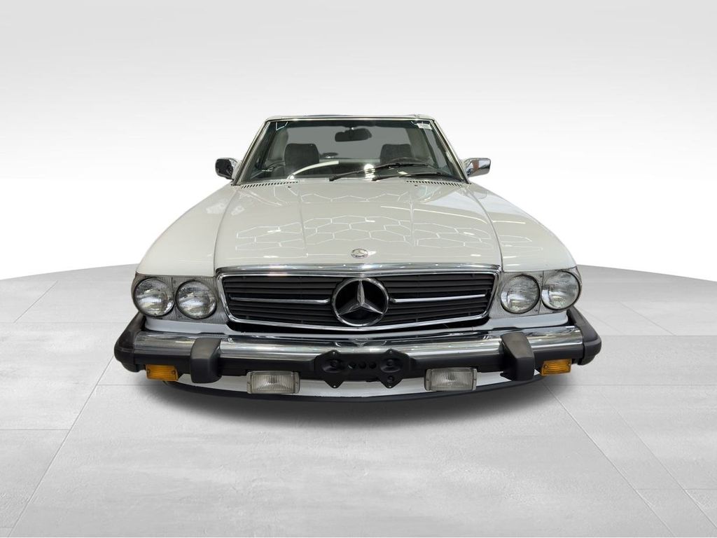 1989 Mercedes Benz 560 photo 2