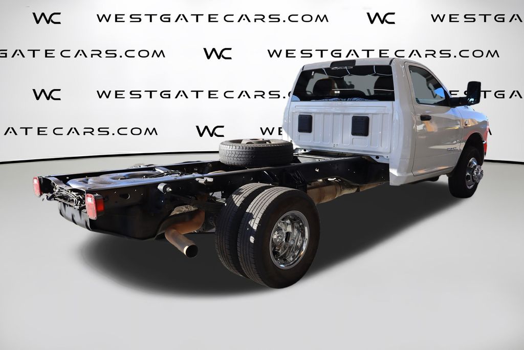 2022 RAM Ram 3500 Chassis Cab Tradesman - Photo 29