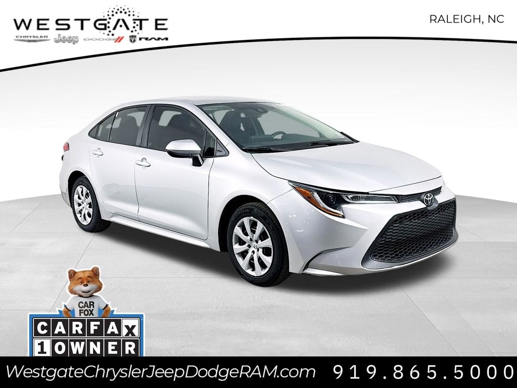 Used 2022 Toyota Corolla LE Sedan