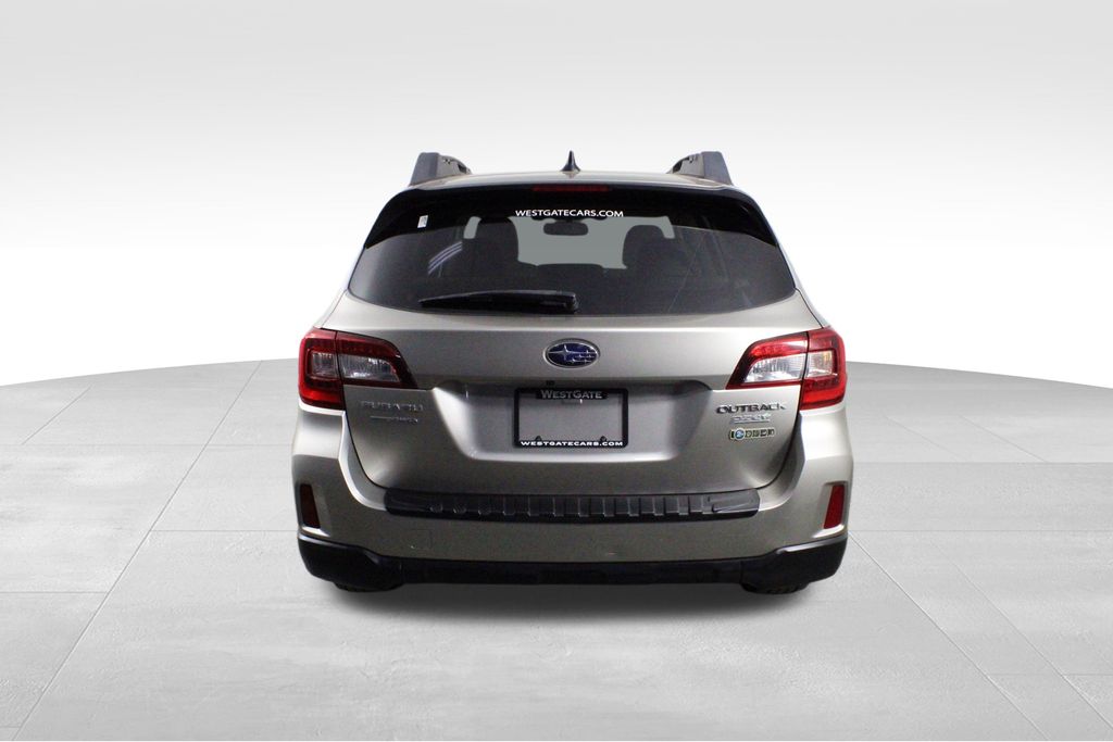 2016 Subaru Outback 2.5i photo 4