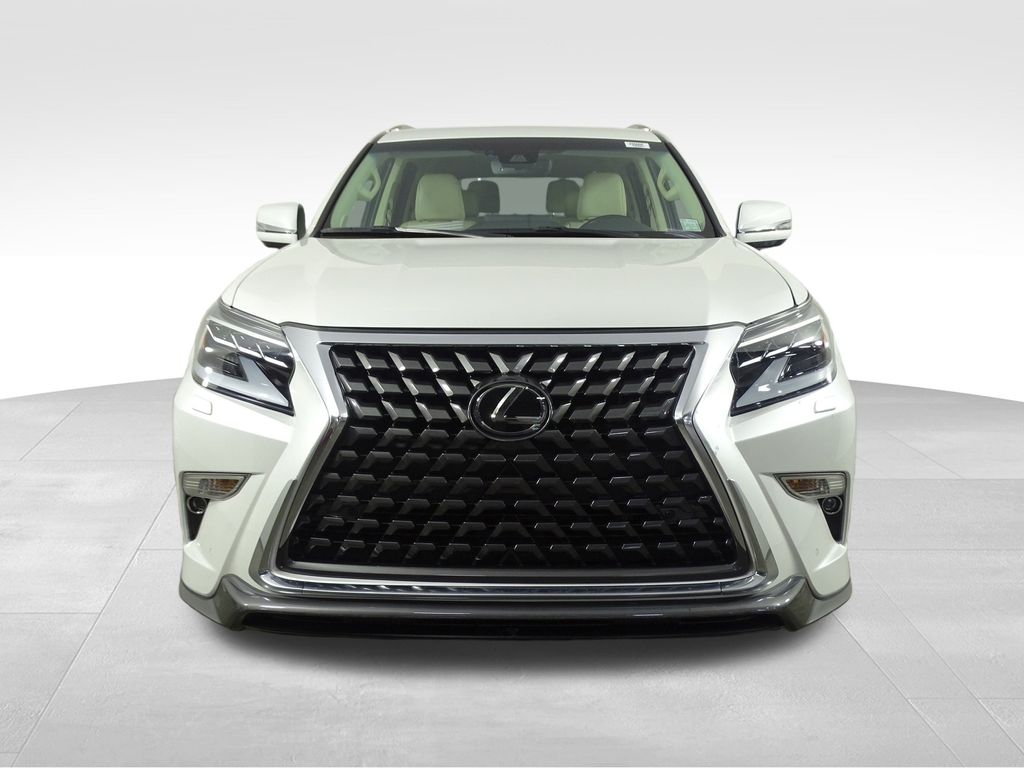 2023 Lexus GX 460 Luxury photo 2