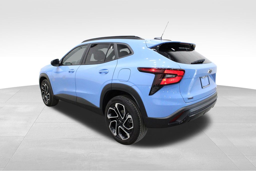 2024 Chevrolet Trax photo 3