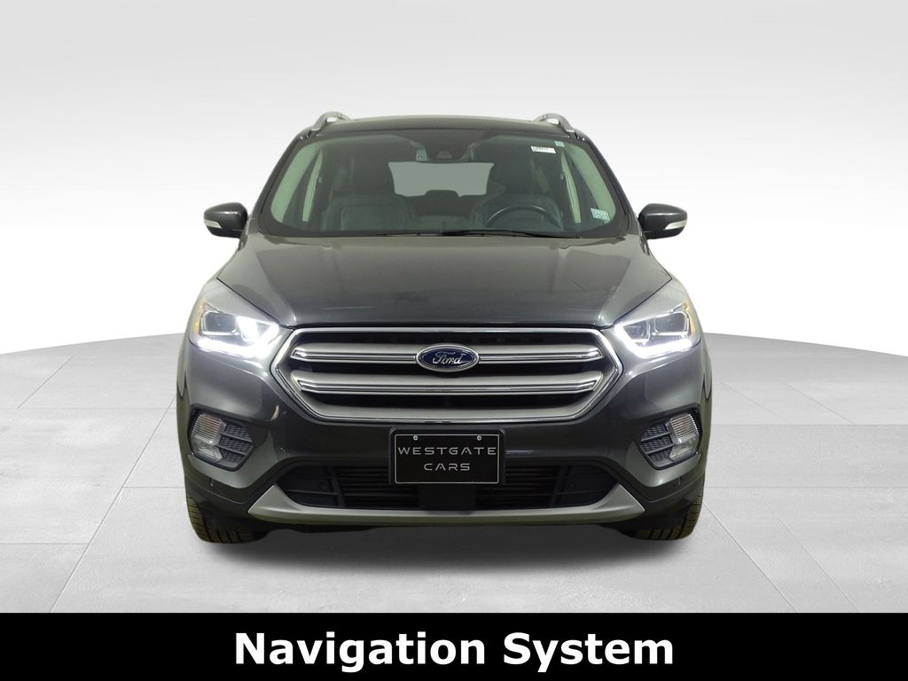 2019 Ford Escape Titanium photo 2