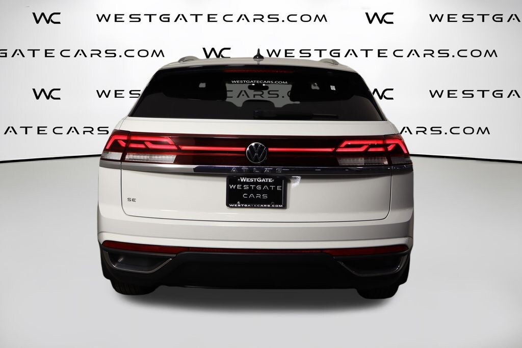 Used 2025 Volkswagen Atlas Cross Sport 2.0T SE SUV