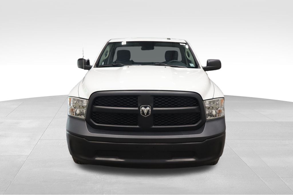 2022 Ram 1500 Classic Tradesman photo 2