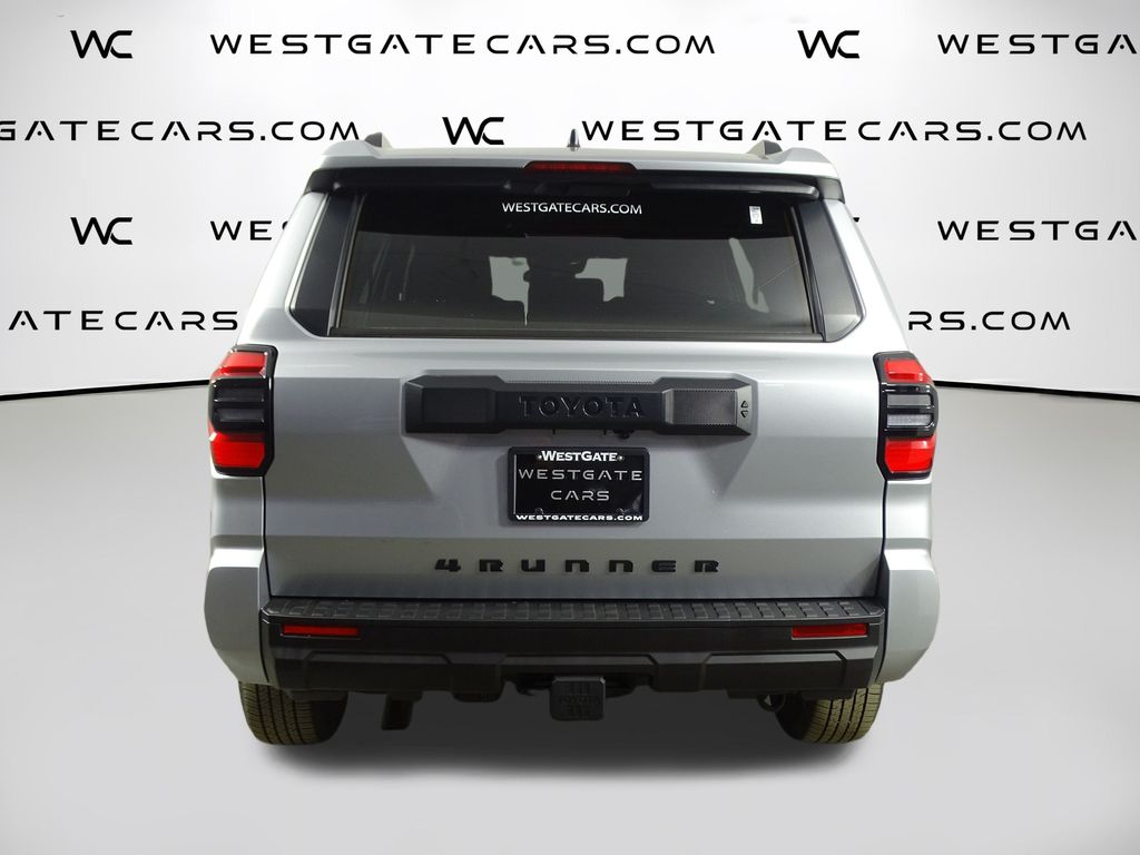 2025 Toyota 4Runner SR5 photo 4